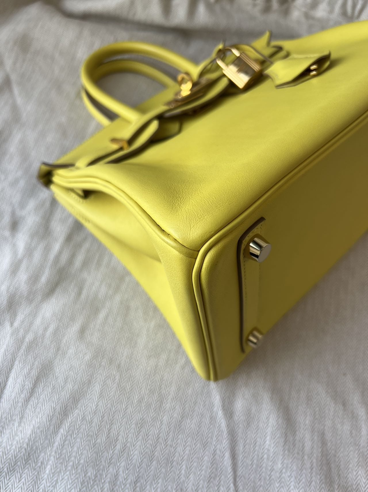 Iconn Boutique Hermès Birkin 25 Lime Togo Leather Gold Hardware - Stamp Y
