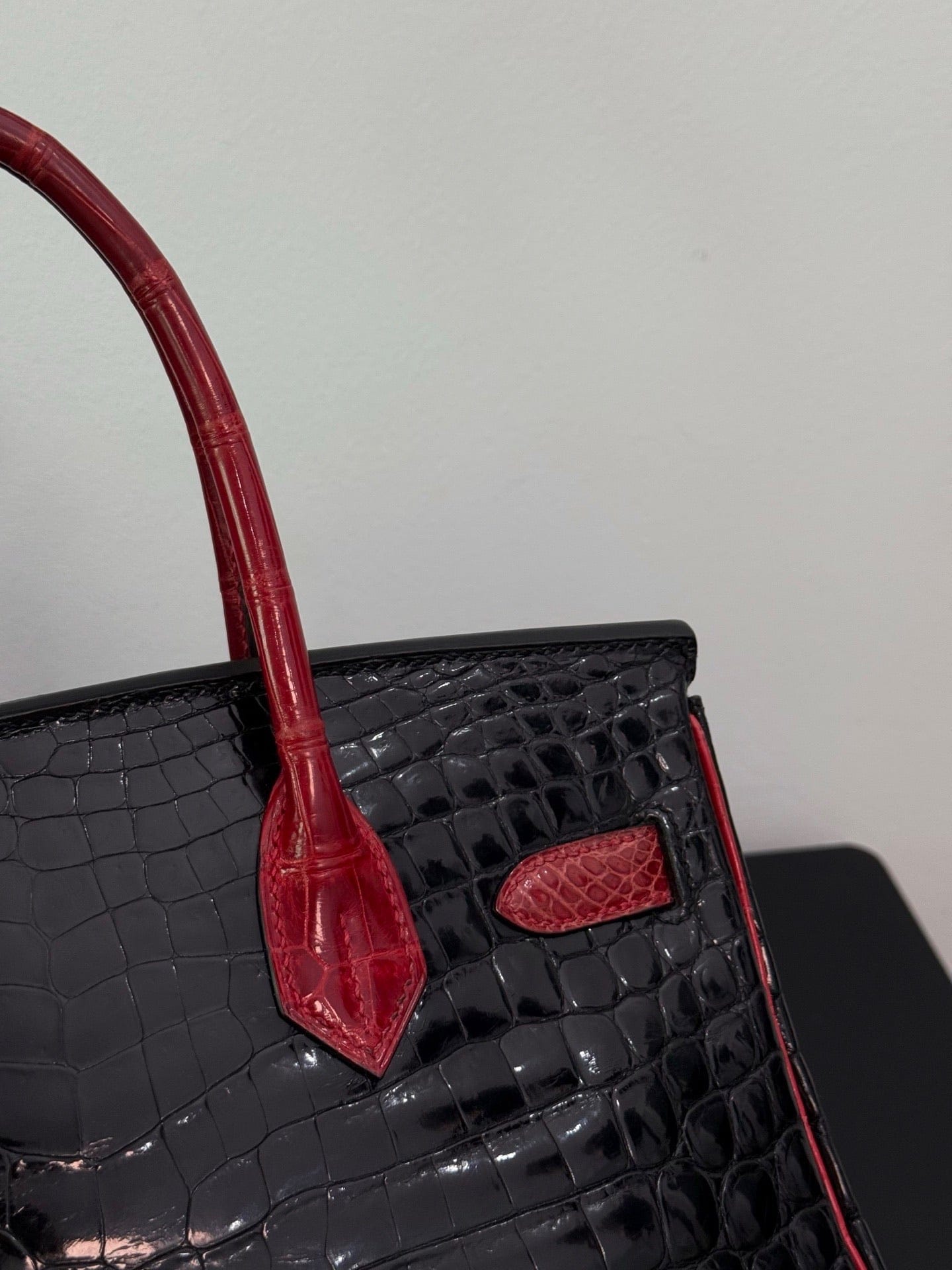Iconn Boutique Hermès Birkin 30  Crocodile Leather - Stamp Square K