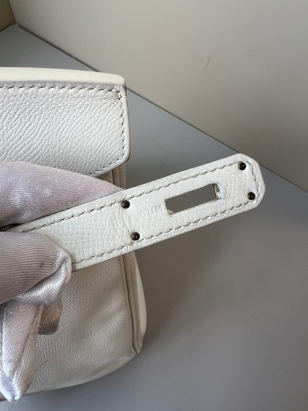 Iconn Boutique Hermès Birkin 35 Blanc Gold Hardware - Stamp P