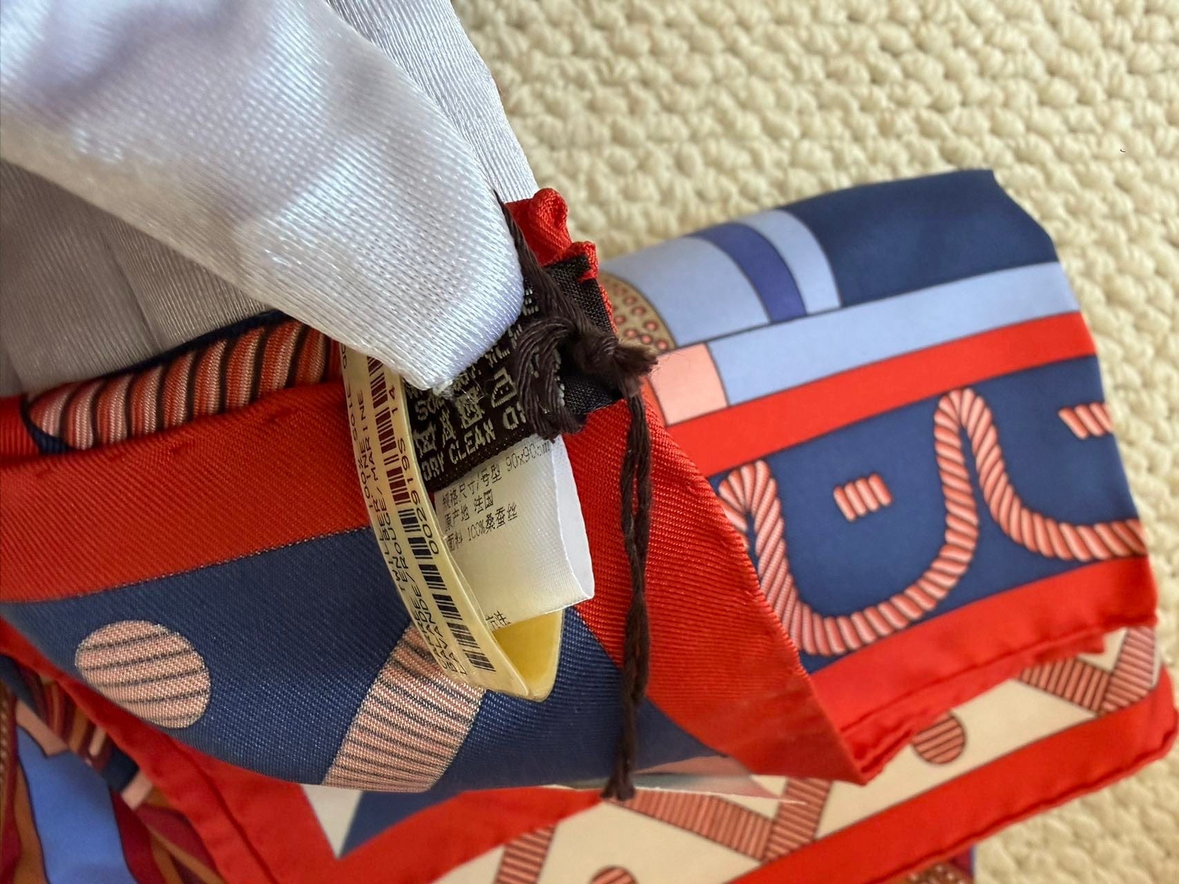 Iconn Boutique Hermes  Carre Twill Silk Scarf BALADE EN BERLINE 90cm