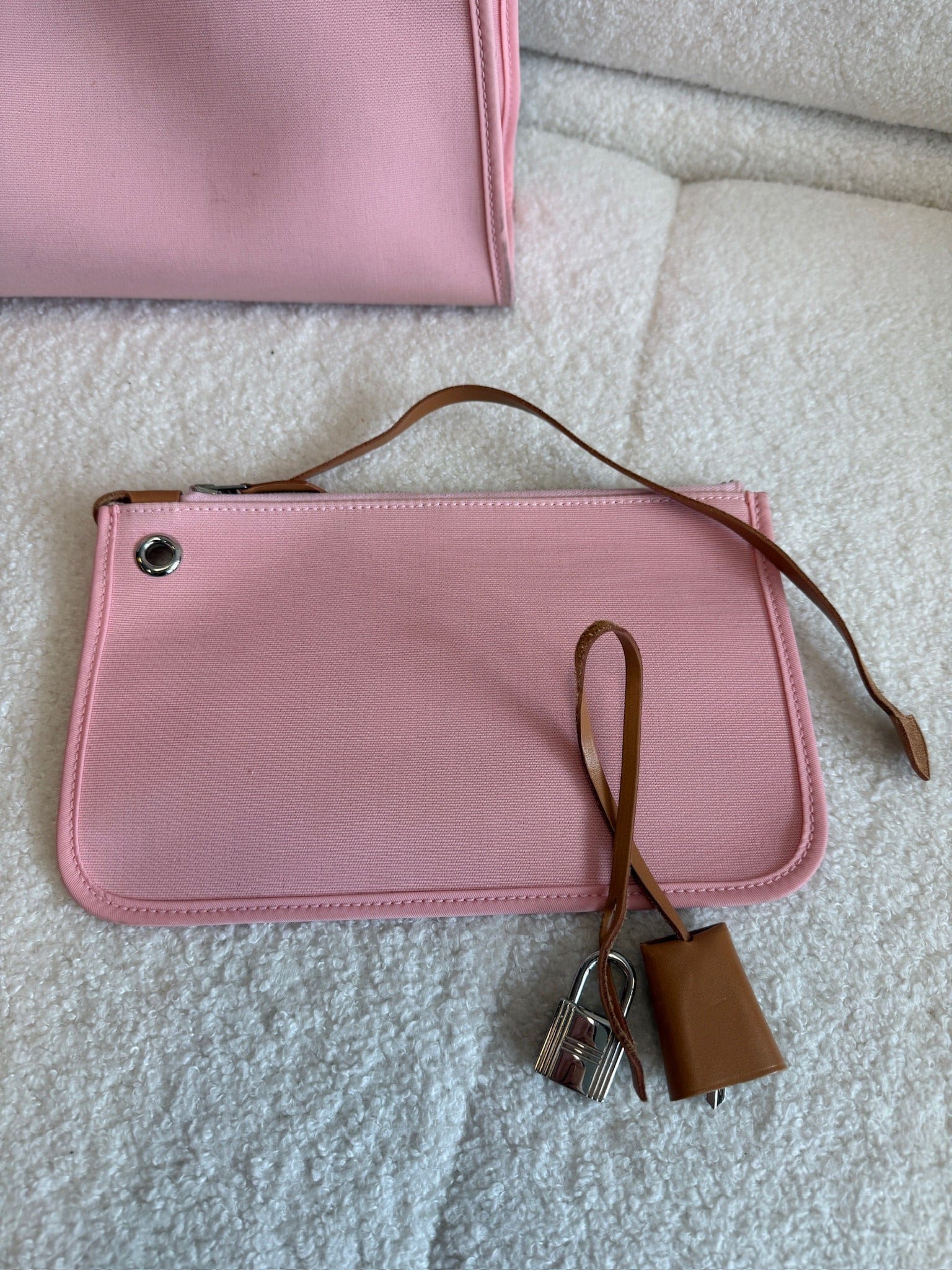 Iconn Boutique Hermes Herbag Zip 31 cherry blossom pink