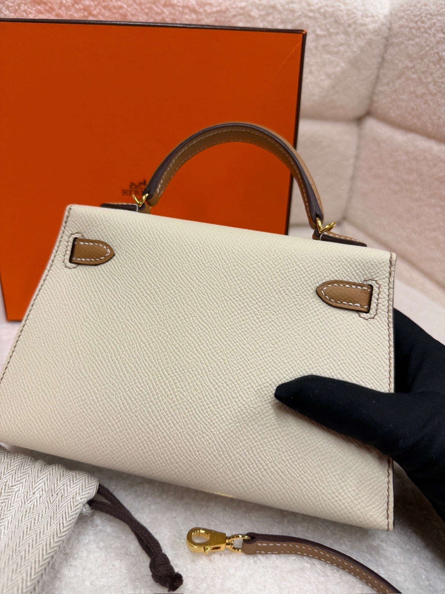 Iconn Boutique Hermès Kelly 20 Mini Craie / Gold Hardware -Stamp U