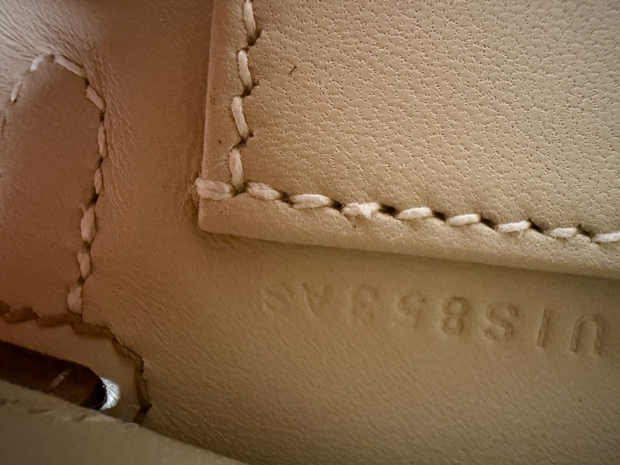 Iconn Boutique Hermès Kelly 20 Mini Craie / Gold Hardware -Stamp U