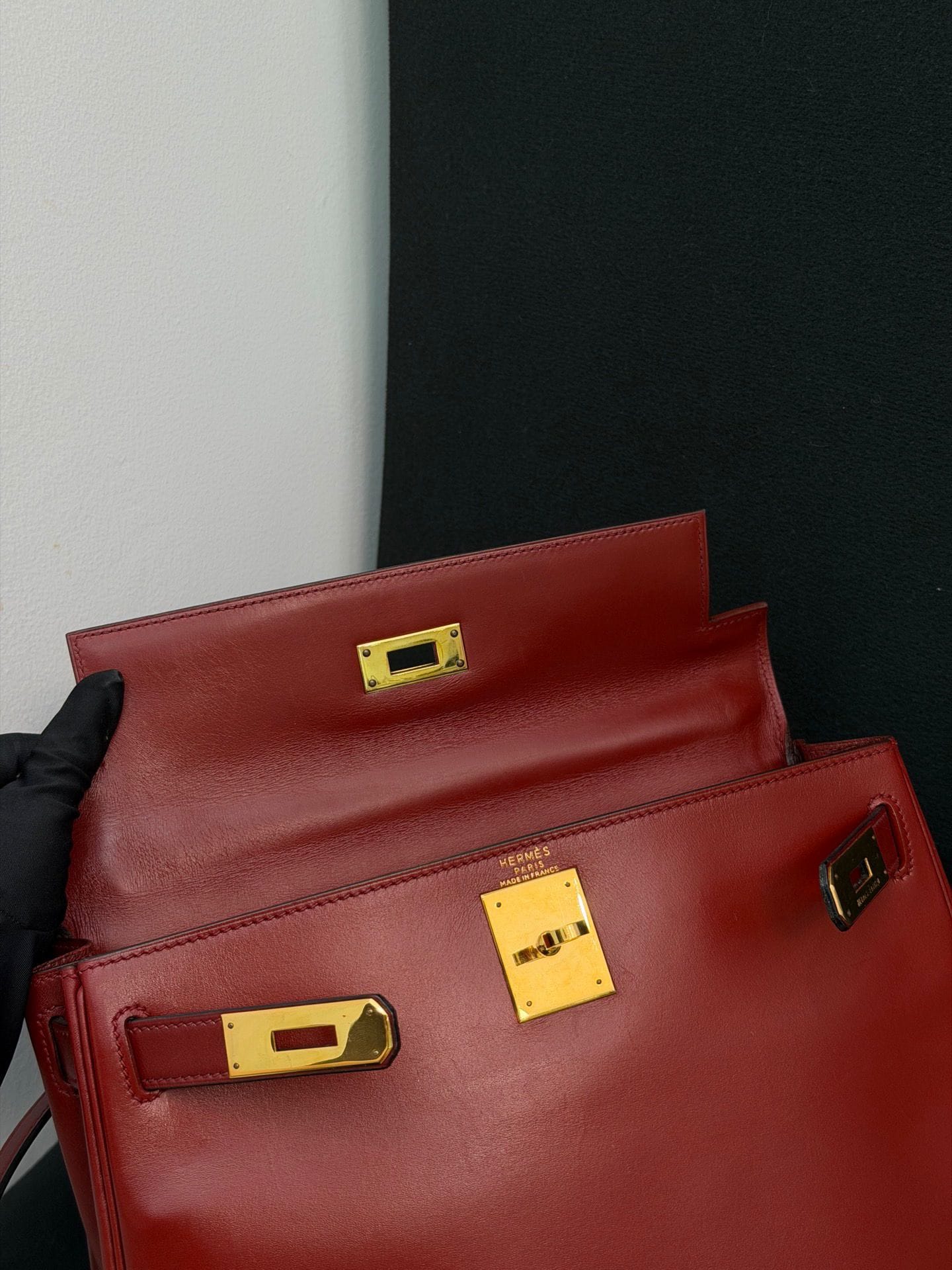 Iconn Boutique Hermes Kelly 28 box leather red gold hardware-Stamp Circle W