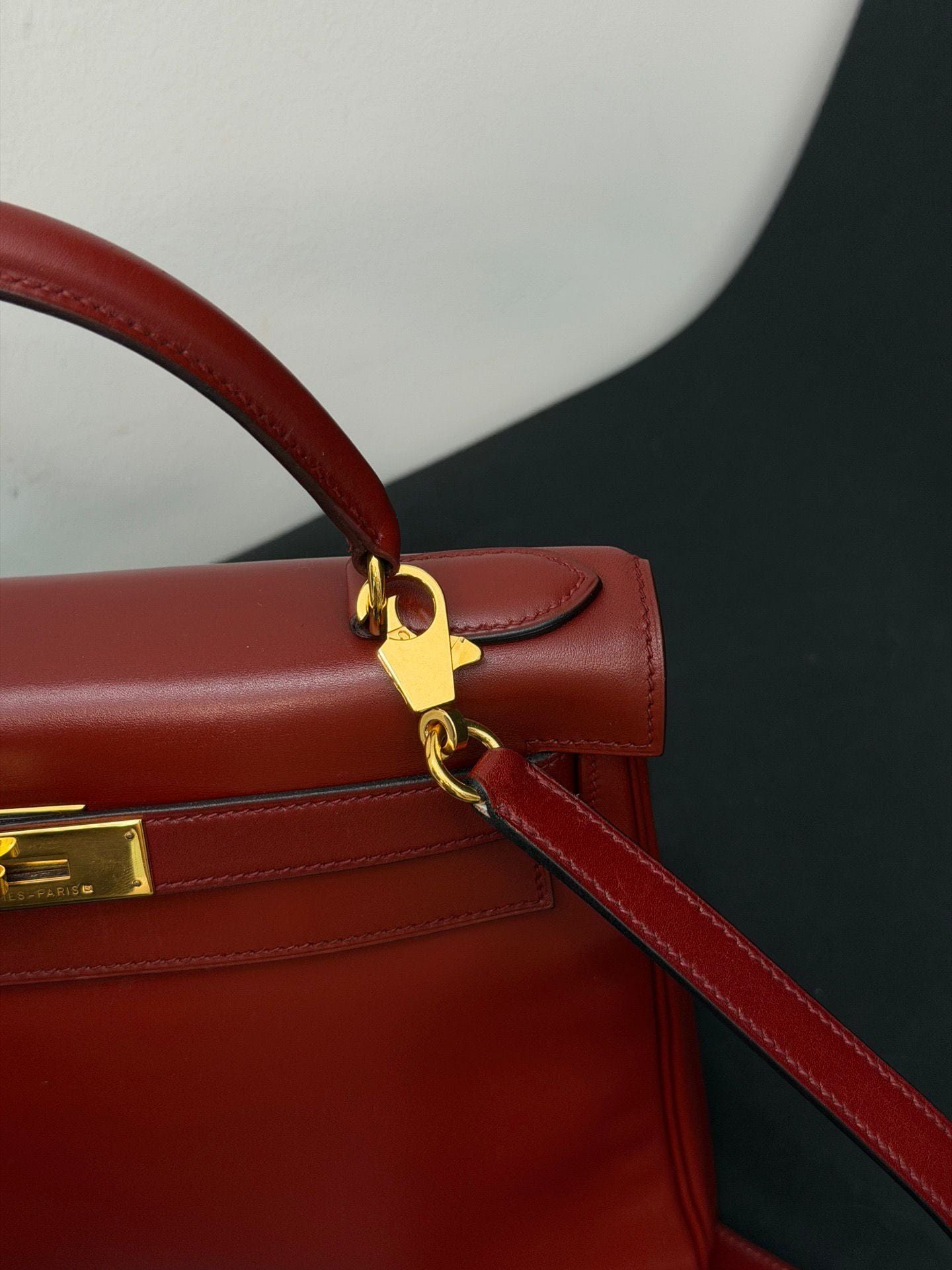 Iconn Boutique Hermes Kelly 28 box leather red gold hardware-Stamp Circle W