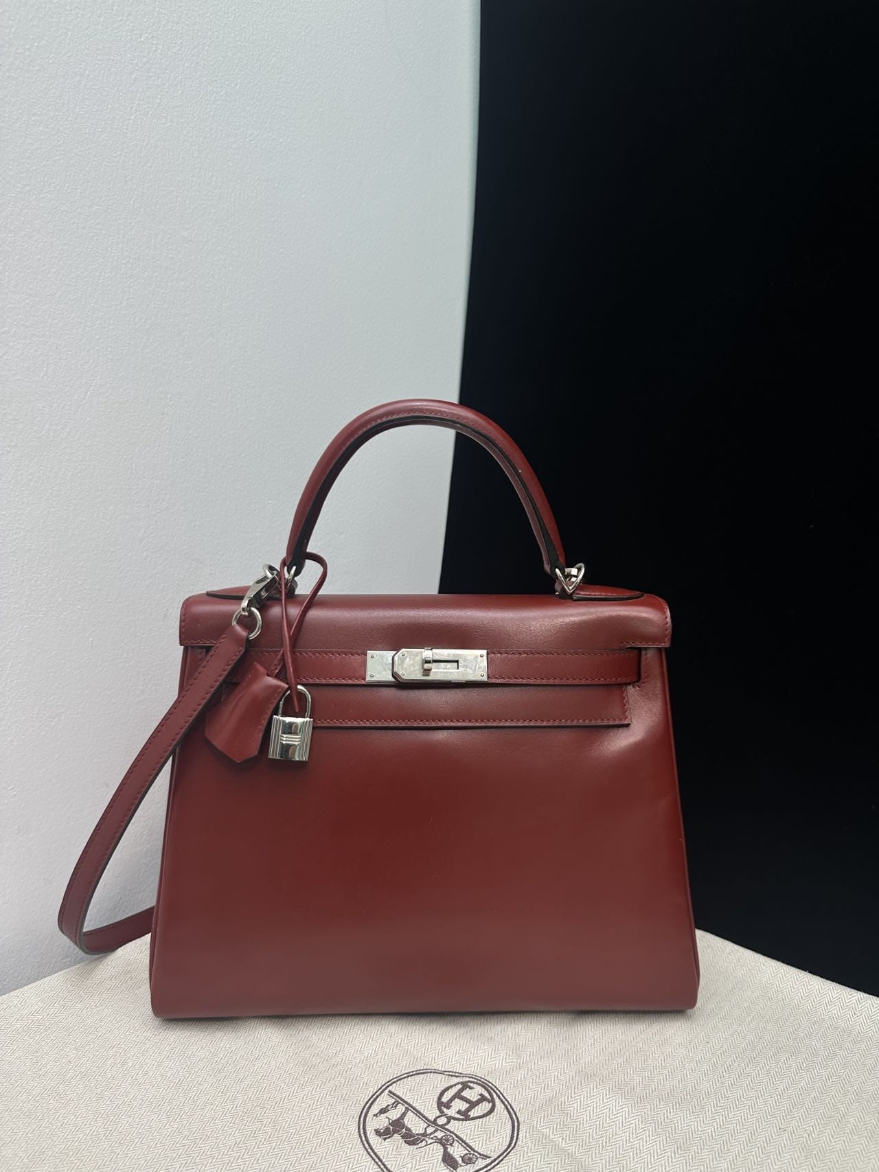 Iconn Boutique Hermès Kelly 28 Rouge H  PHW