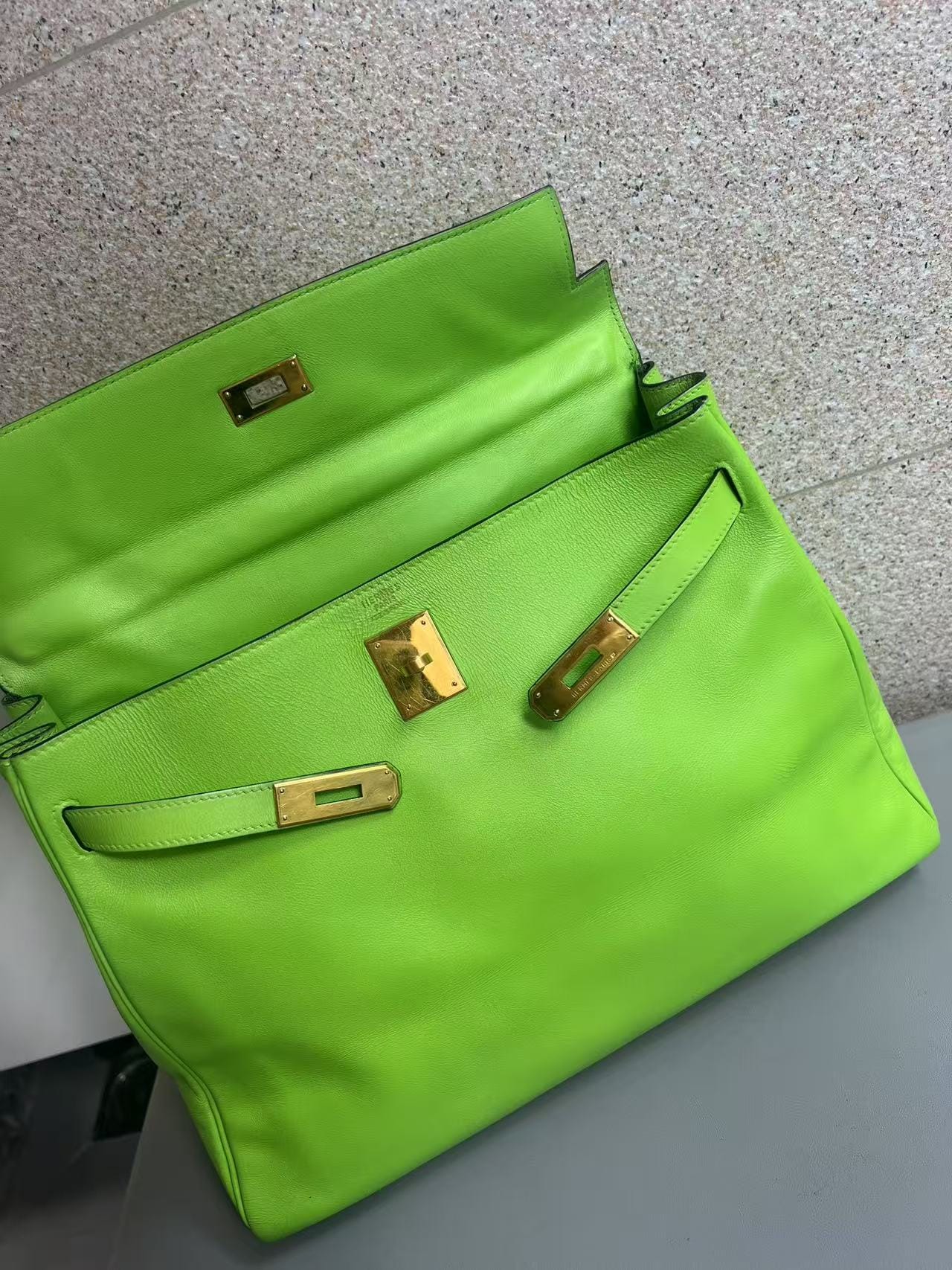 Iconn Boutique Hermès Kelly 35 Green GHW Square B