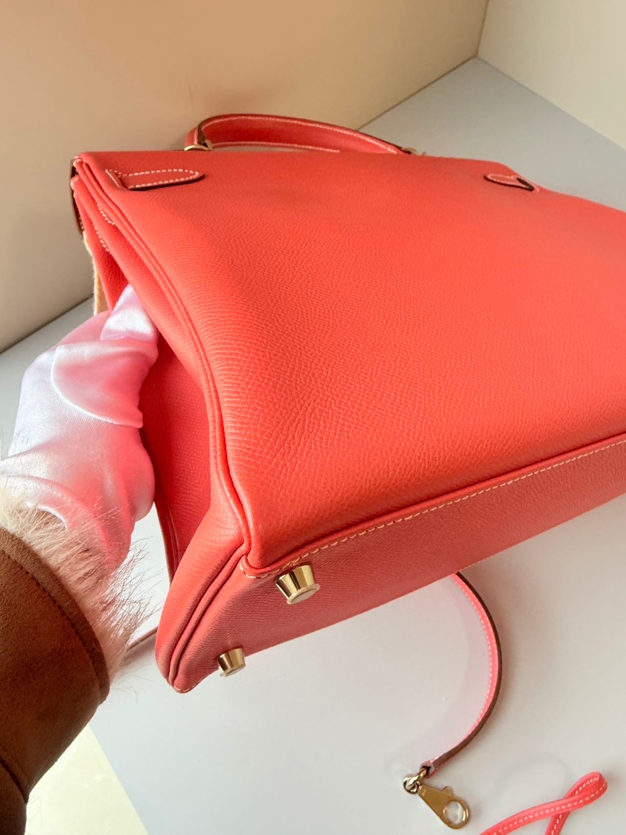 Iconn Boutique Hermès Kelly 35 in Red Togo Leather with Gold Hardware