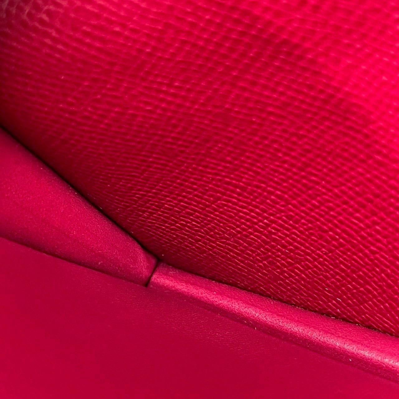 Iconn Boutique Hermès Roulis 23 Rose Purple Epsom Leather