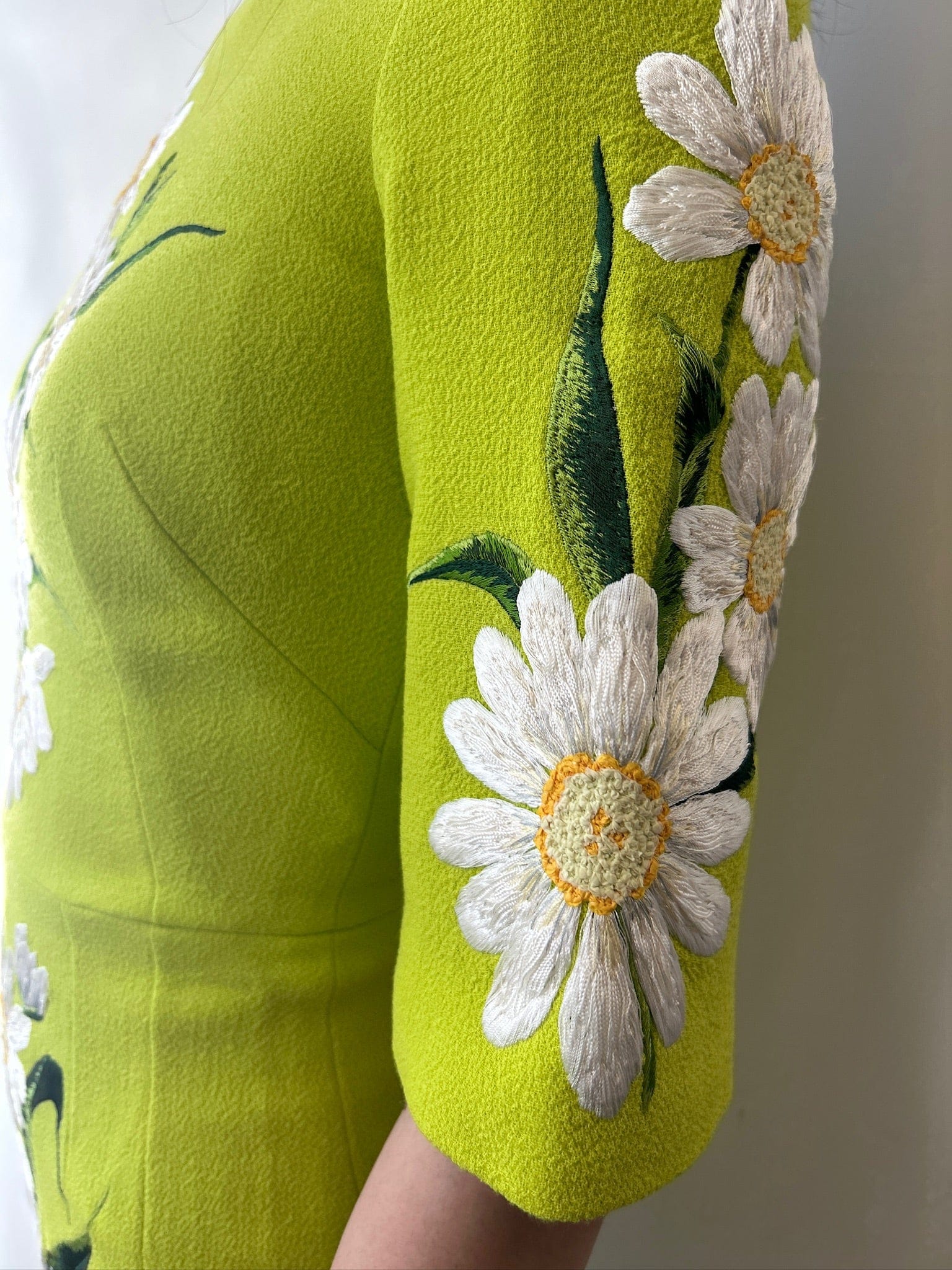 Iconn Boutique IT 38 FENDI Lime Green Wool dress