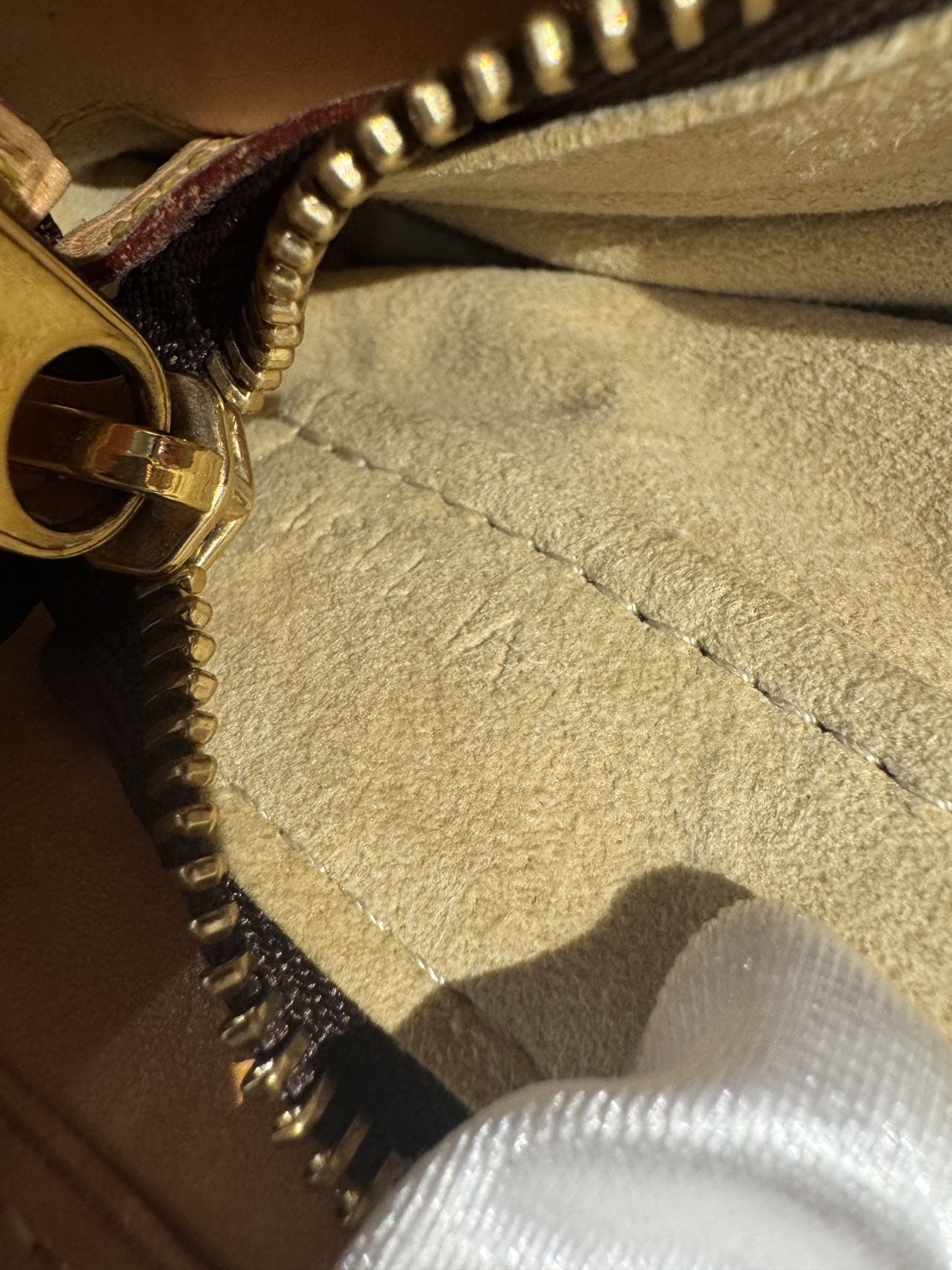 Iconn Boutique Louis Vuitton BOETIE PM Monogram Brown Canvas Hobo Tote Bag