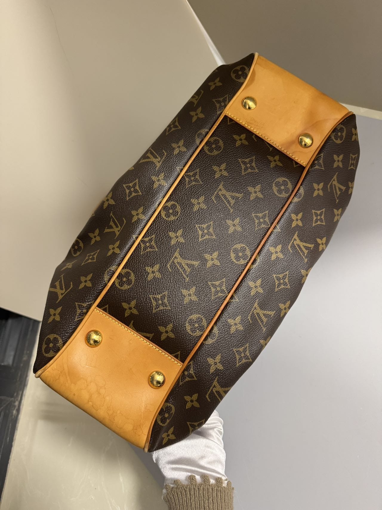 Iconn Boutique Louis Vuitton BOETIE PM Monogram Brown Canvas Hobo Tote Bag