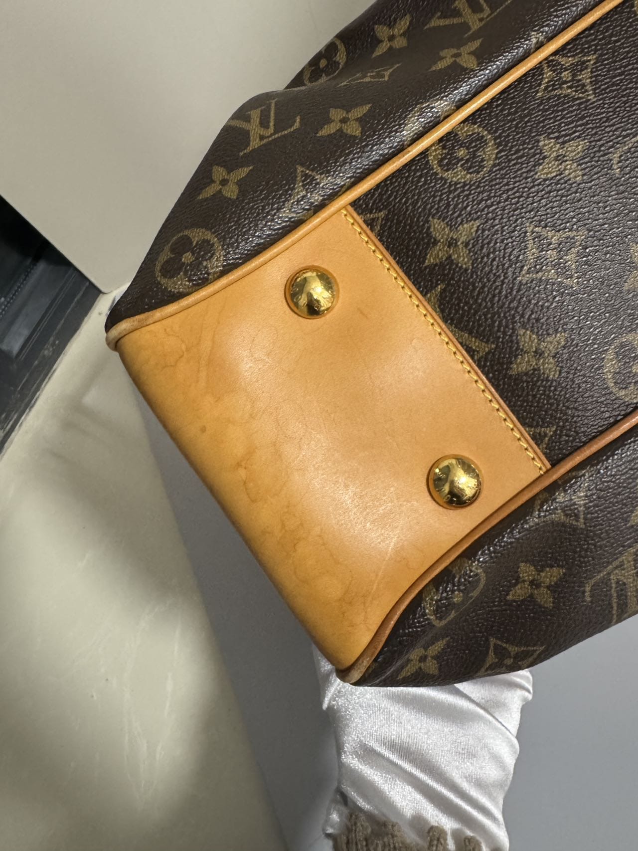 Iconn Boutique Louis Vuitton BOETIE PM Monogram Brown Canvas Hobo Tote Bag