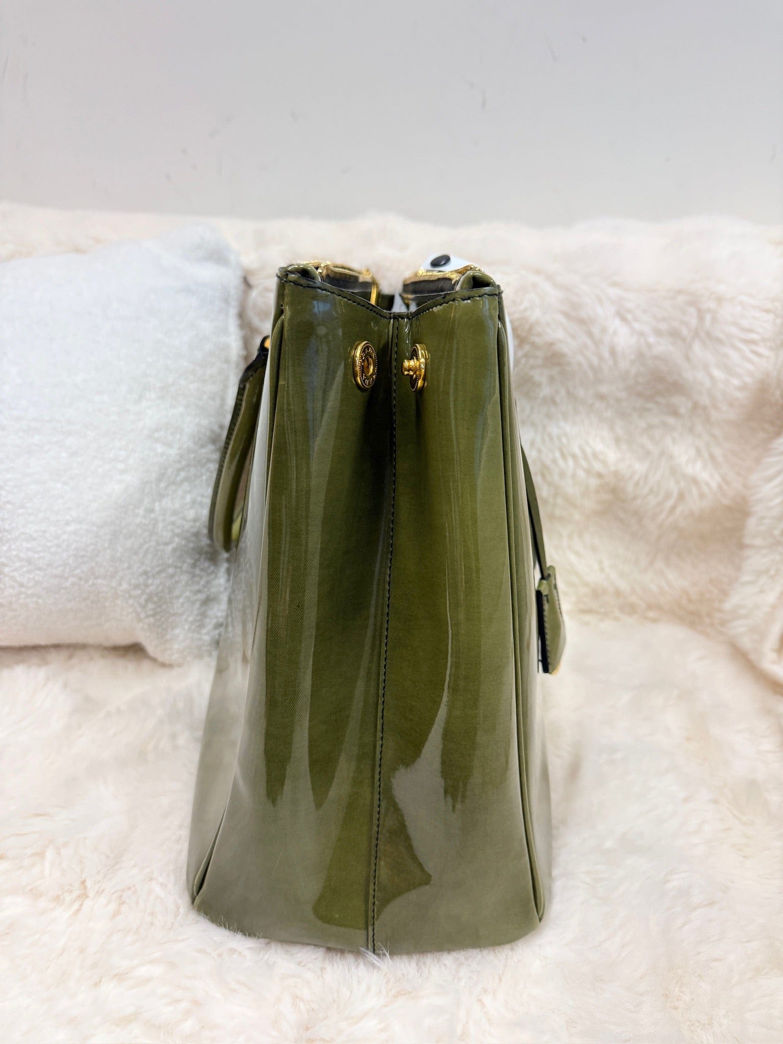 Iconn Boutique Prada Galleria Top Handle Bag – Green