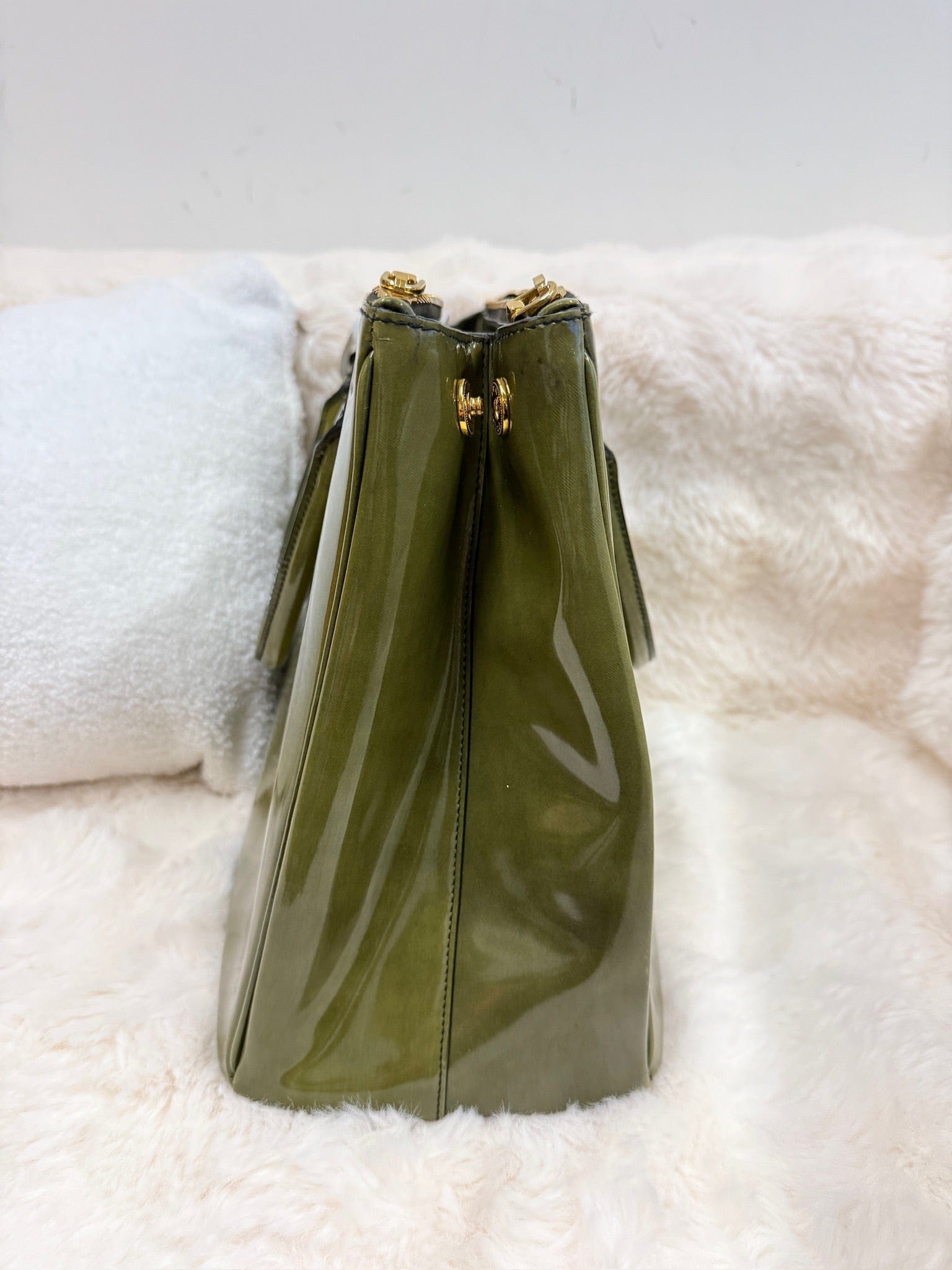 Iconn Boutique Prada Galleria Top Handle Bag – Green