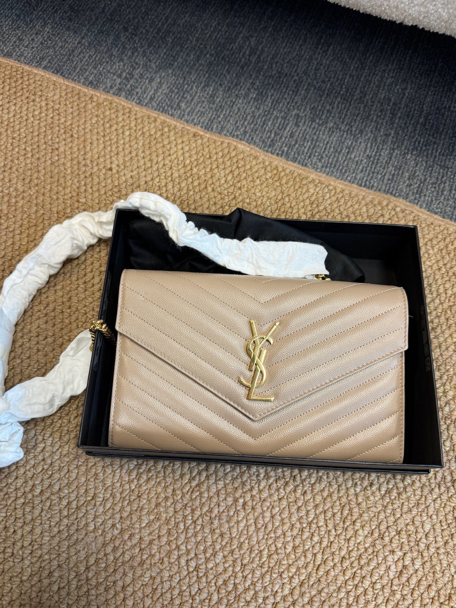 Iconn Boutique Saint Laurent Monogram Envelope Wallet on Chain / Large