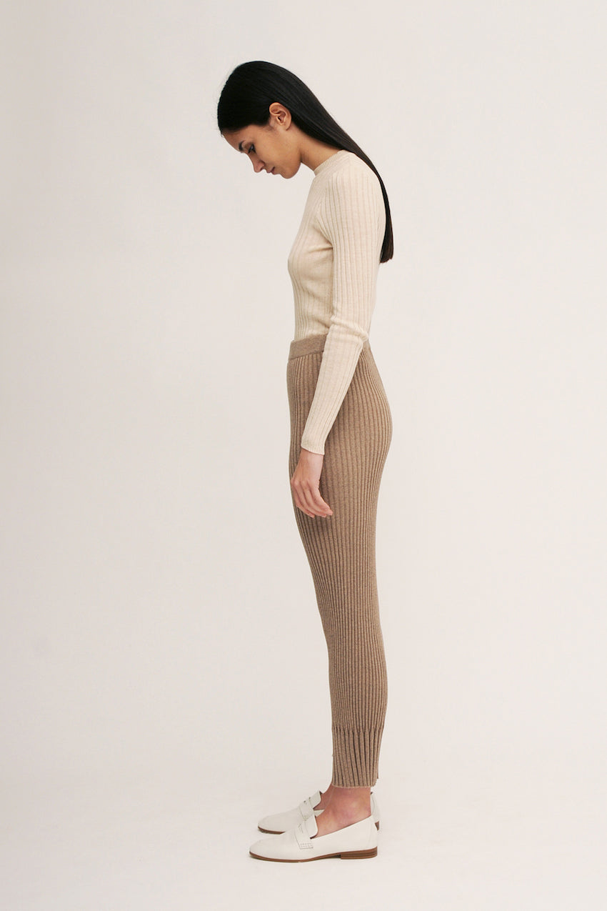 MAE TROUSERS (بنطلون)
