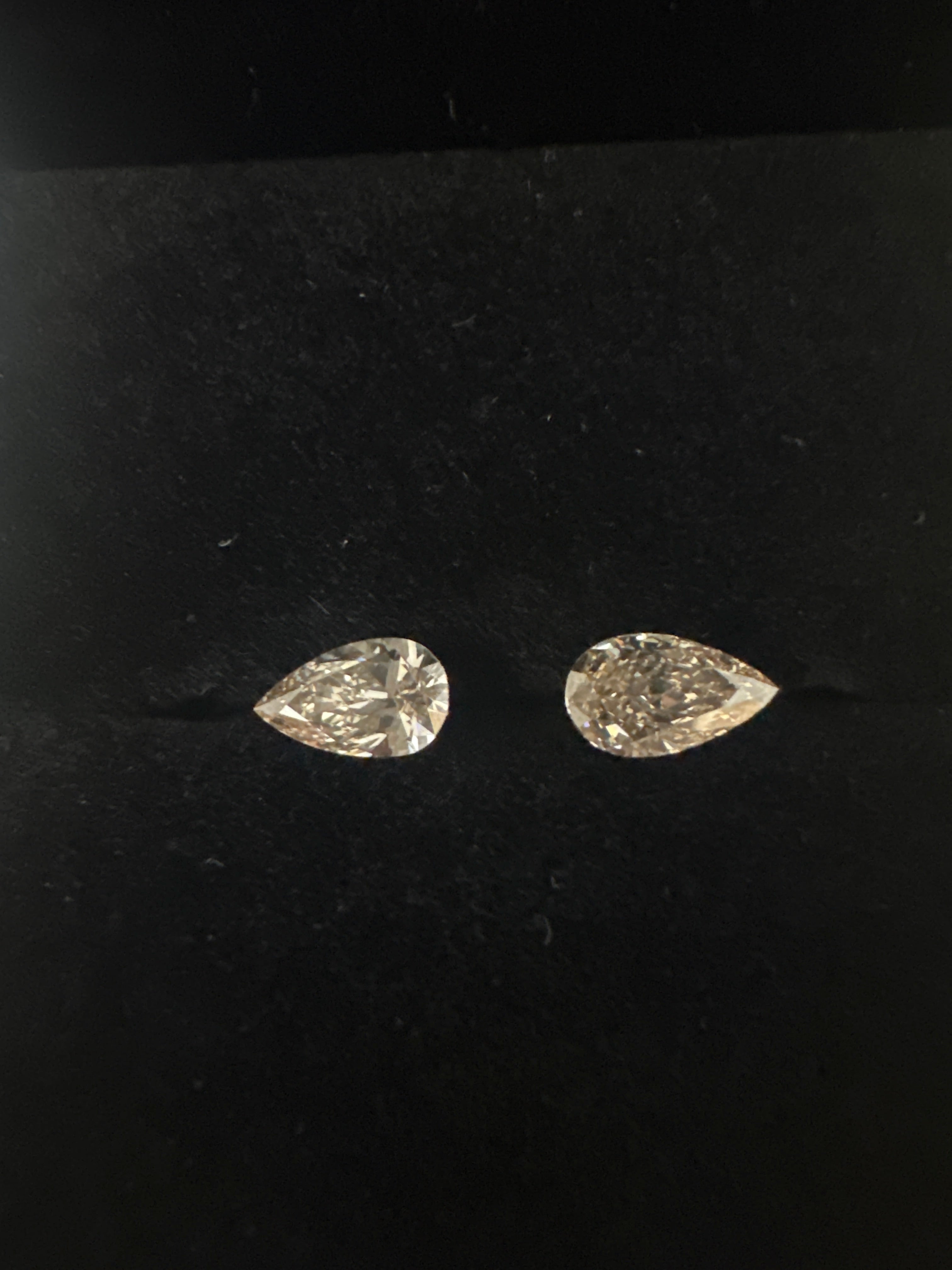 3.95CT OLD EUROPEAN CUT AND PEARS WHITE CENTRE-ROSE -FLAME PINK PEARS DIAMONDS FOR LARGE RING ANC1842