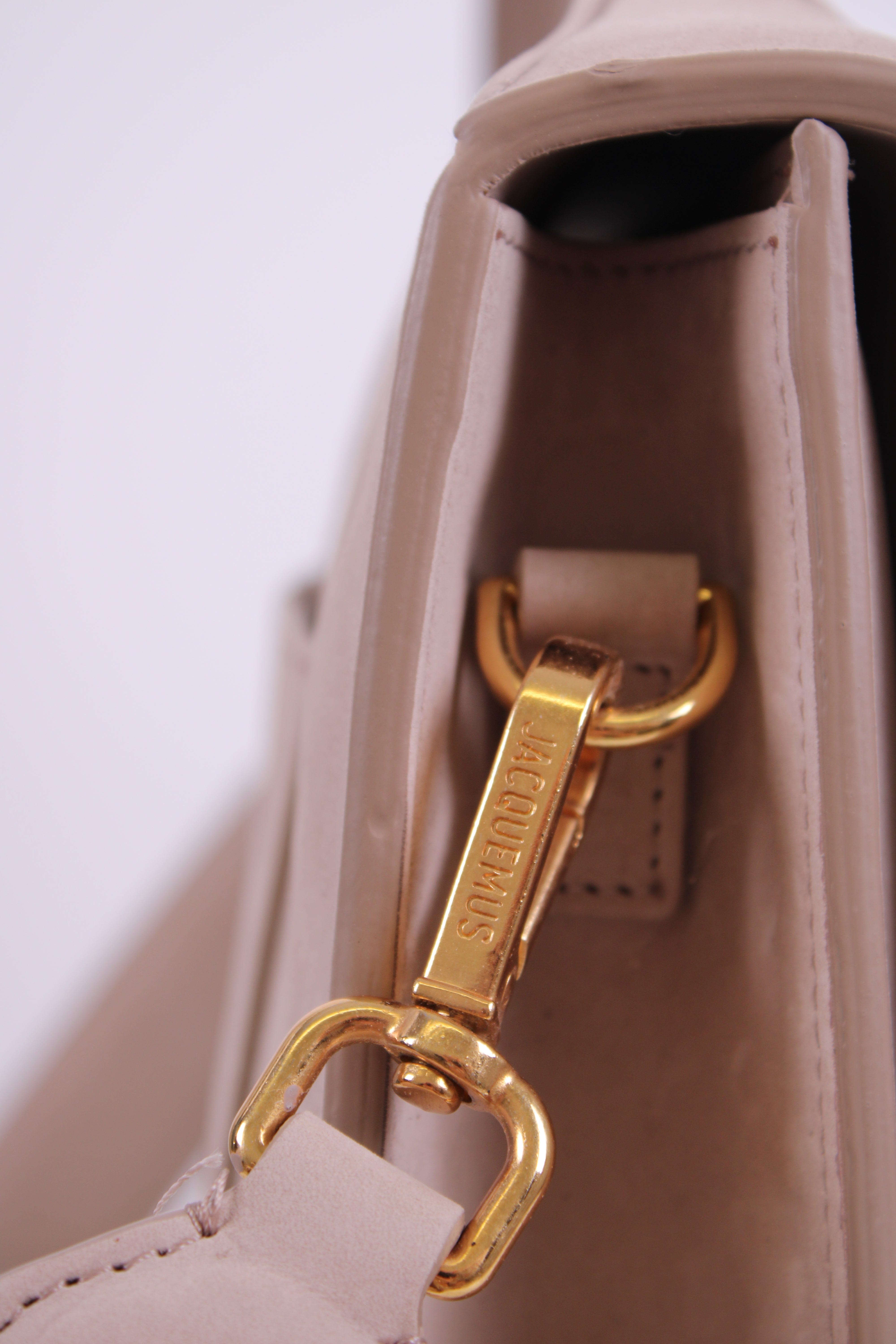 Jacquemus Jacquemus La Grande Bambino Suede Bag Beige