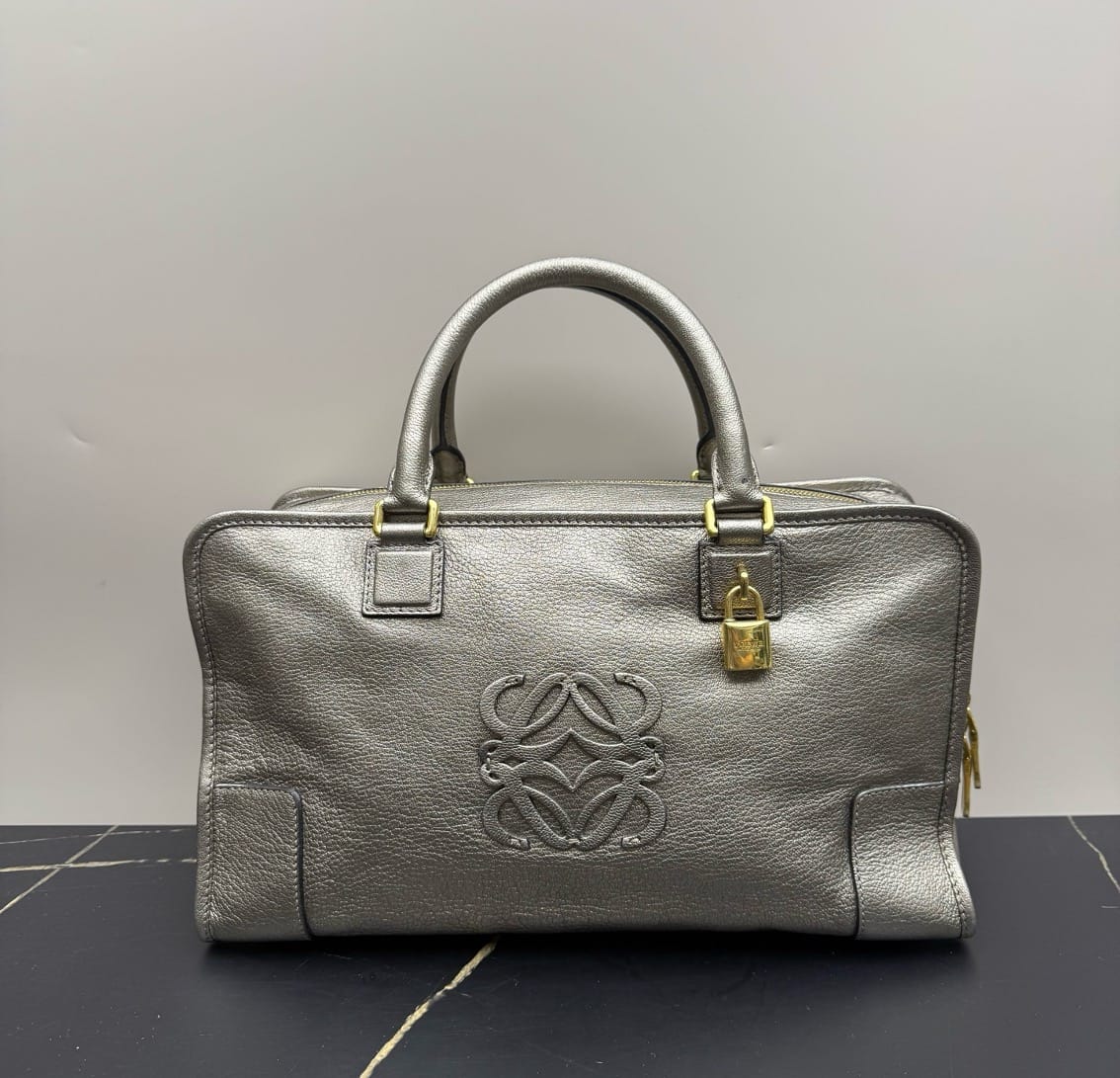 Loewe Loewe Metallic Silver Grained Leather Amazona Bag 23206165