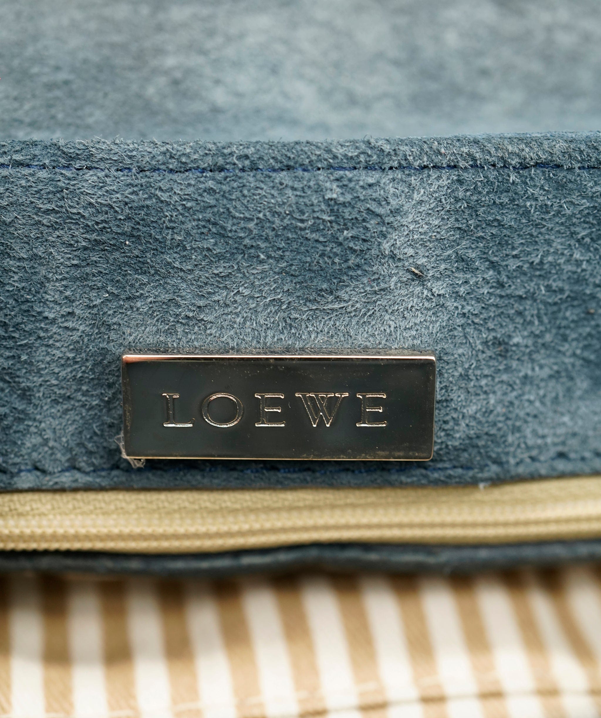 Loewe Loewe Vintage Bag  DBXL0047