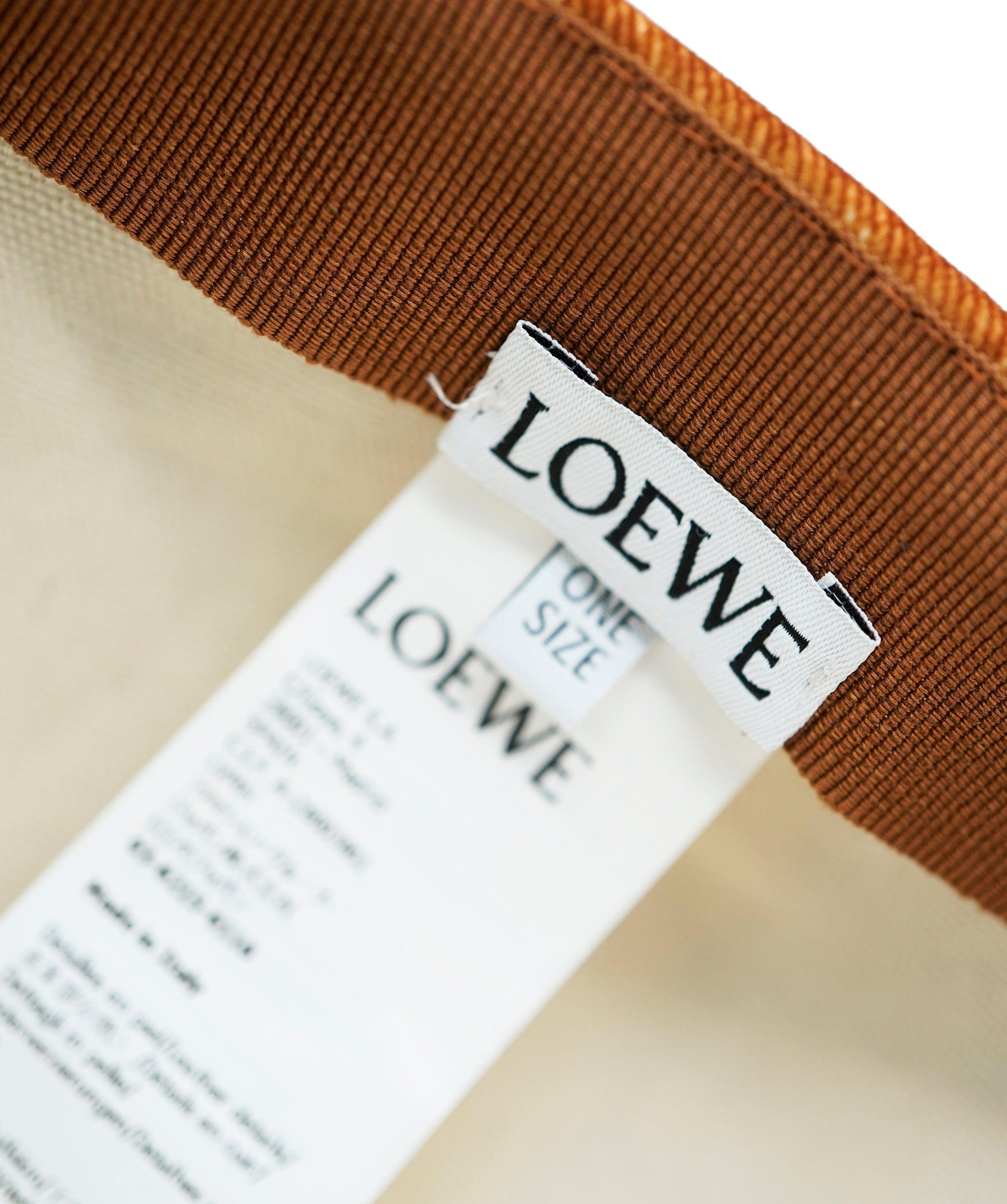 Loewe Loewe Rustic Copper Cap With Anagram  ALL0813