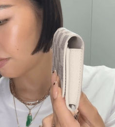 LOUIS VUITTON LOUIS VUITTON Azur Enveloppe Carte de Visite N61746 B0908N9Y45