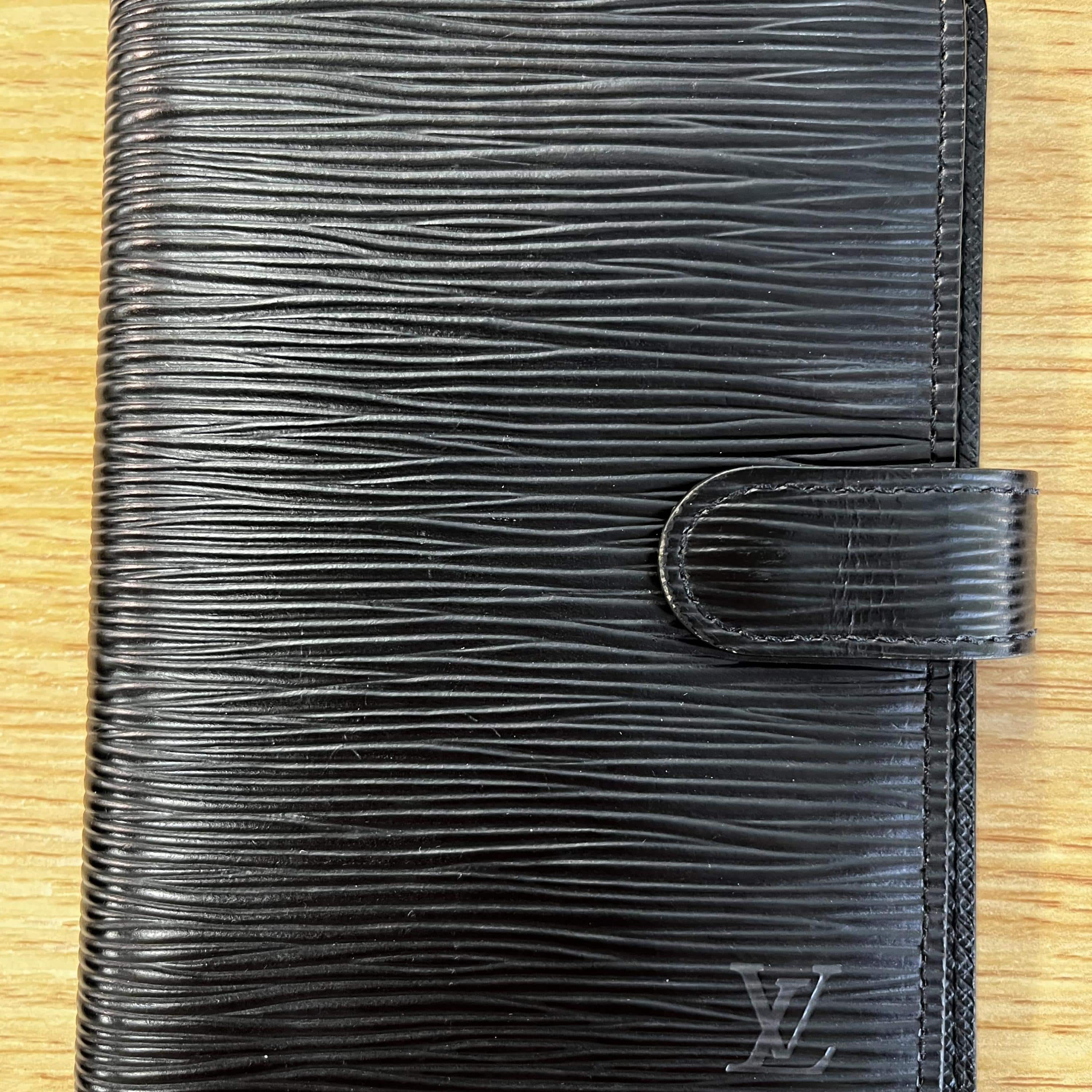 Louis Vuitton Louis Vuitton Epi Leather Black Pocket Organizer C335946