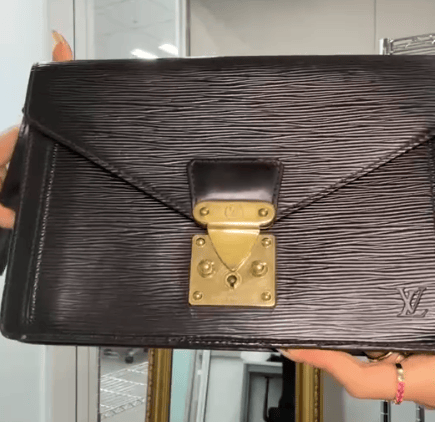 LOUIS VUITTON LOUIS VUITTON Epi Monceau Black M52122 B0718E42S9