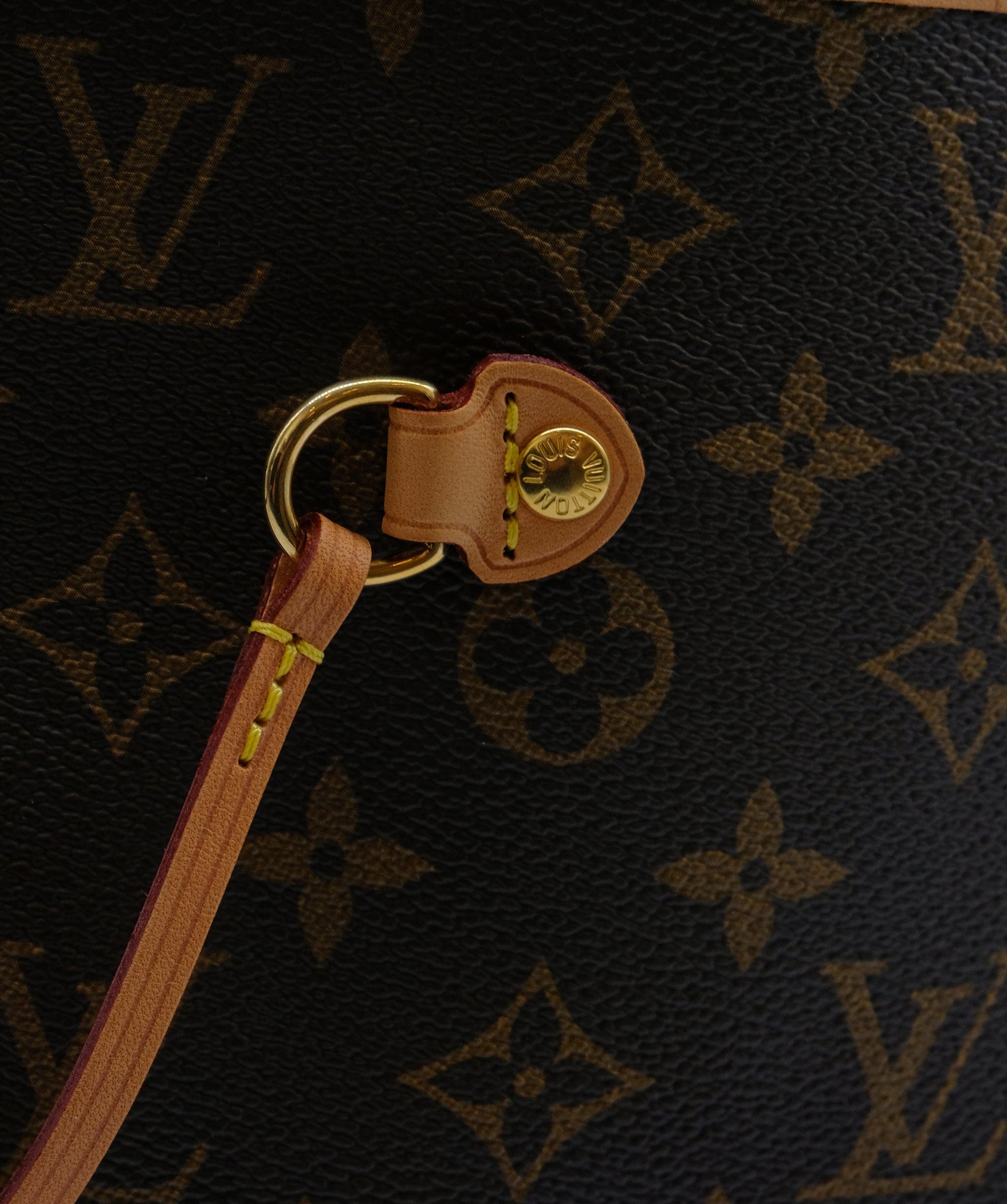 Louis Vuitton Louis Vuitton Monogram Neverfull MM Tote Bag M40156 LV Auth41153A DXBS0316