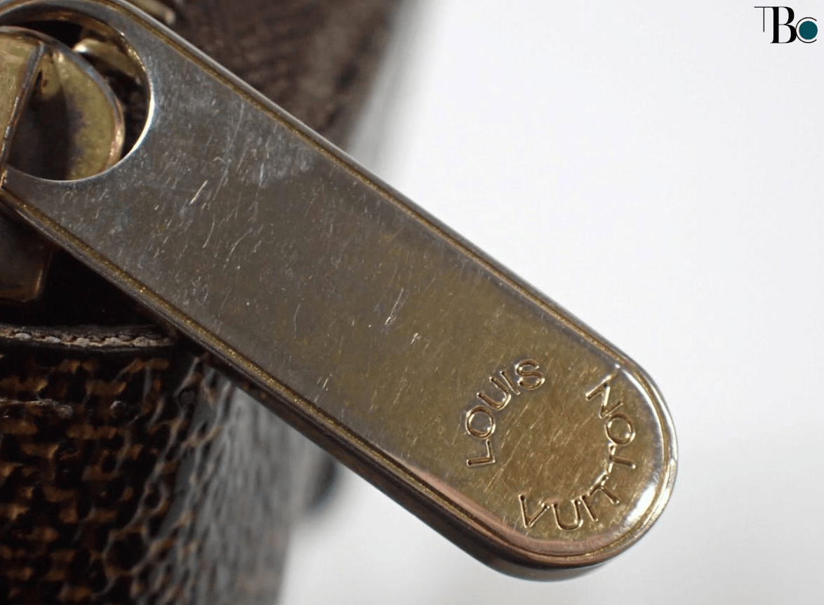 Louis Vuitton Louis Vuitton Zippy Compact Wallet