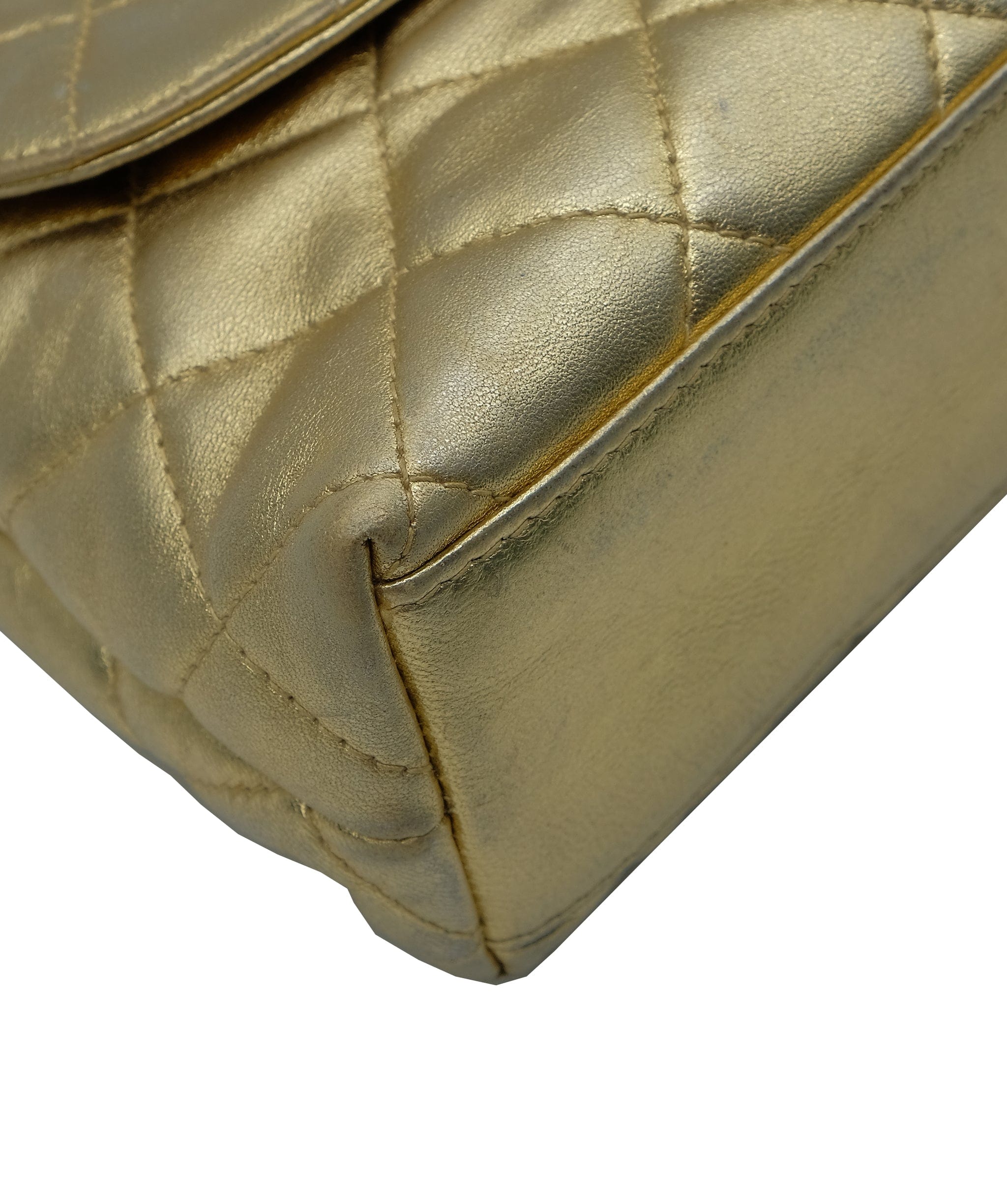 Louis Vuitton Chanel Gold Chain Bag AVC1567