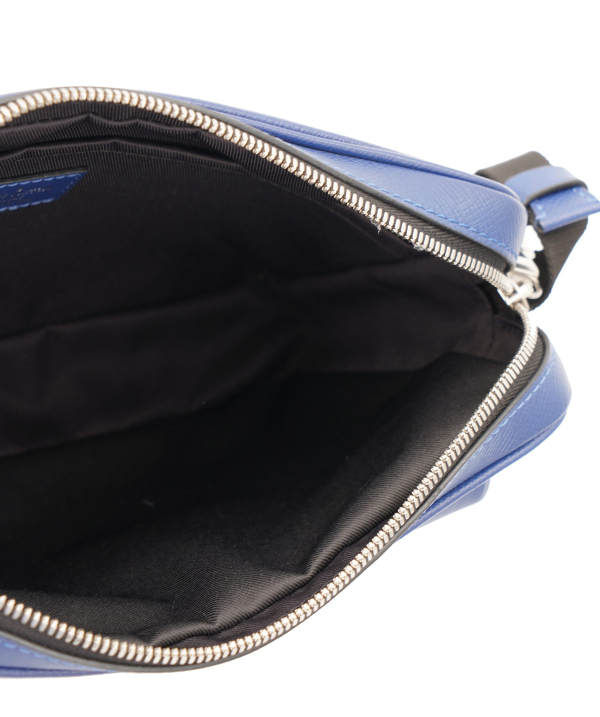 Louis Vuitton Louis Vuitton Blue Taiga Outdoor Messenger Bag C351184