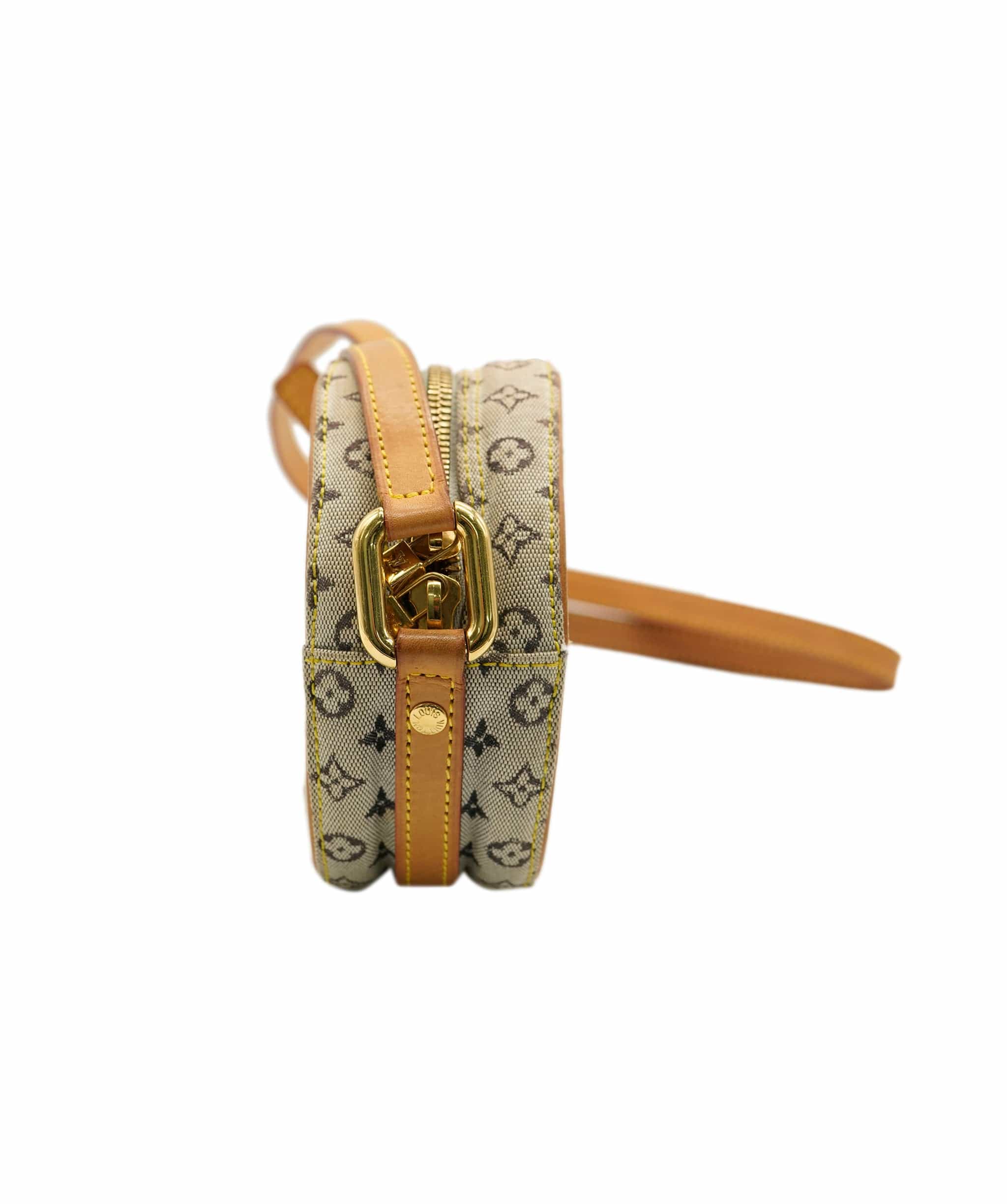 Louis Vuitton Louis Vuitton Grey/Blue Mini Lin Jeannie PM Crossbody Bag ALC2295