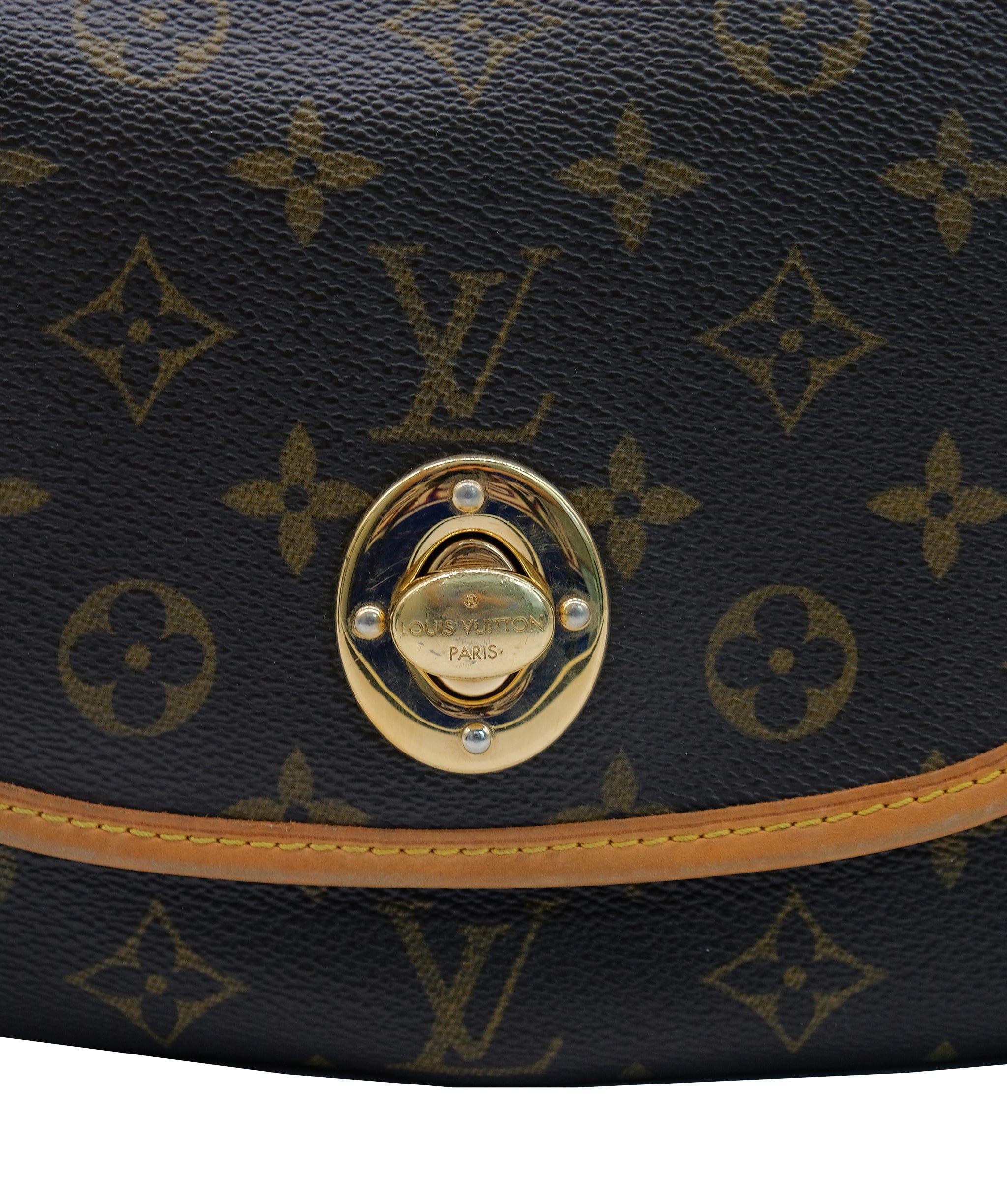Louis Vuitton Louis Vuitton Messenger Bag RJC2550