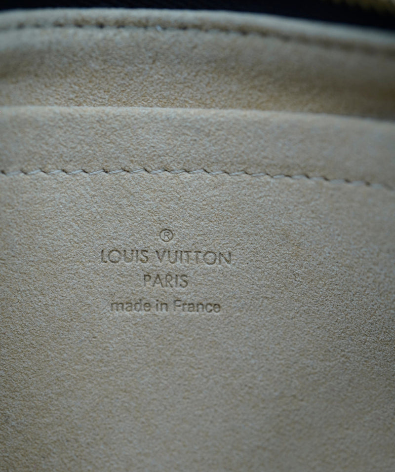 Louis Vuitton Monogram Canvas Pochette Milla MM ASC2102