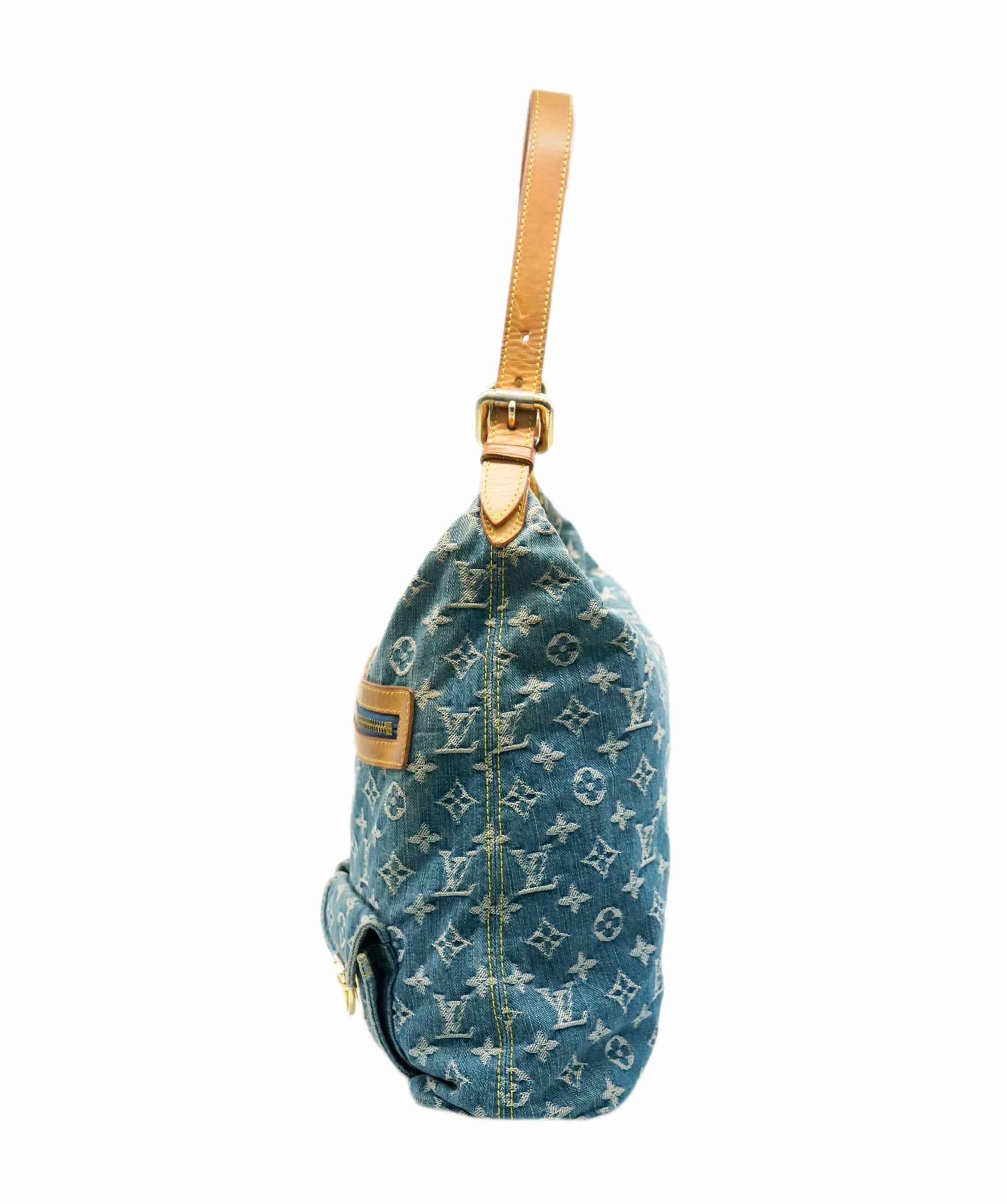 Louis Vuitton Louis Vuitton Monogram Denim Baggy GM Shoulder Bag in Blue 2005 ALL0943