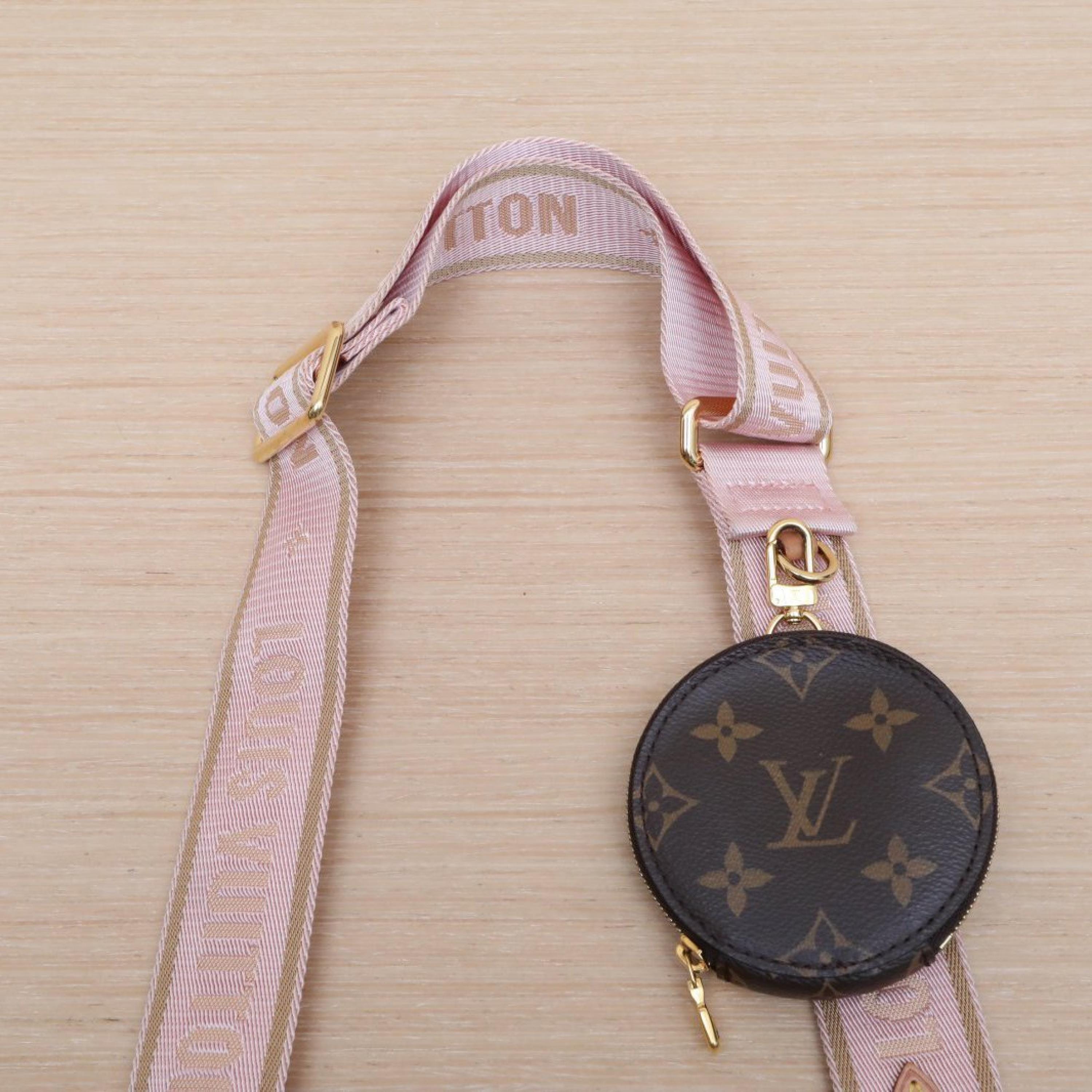 Louis Vuitton Louis Vuitton Multi Pochette Accessoires 5-in-1 Pink Shoulder Strap Monogram PVC 2020
Bag, shoulder straps ALC3159