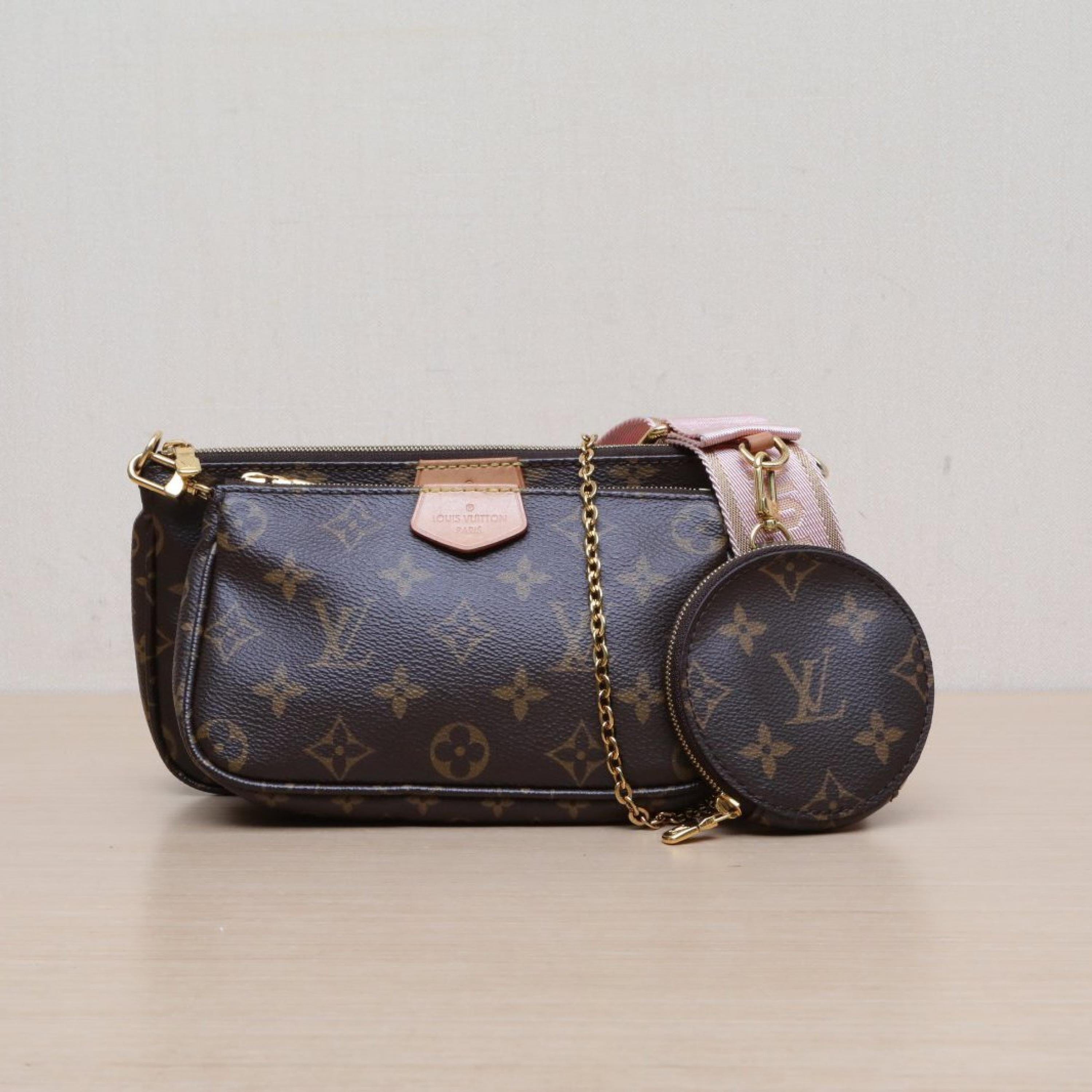 Louis Vuitton Louis Vuitton Multi Pochette Accessoires 5-in-1 Pink Shoulder Strap Monogram PVC 2020
Bag, shoulder straps ALC3159