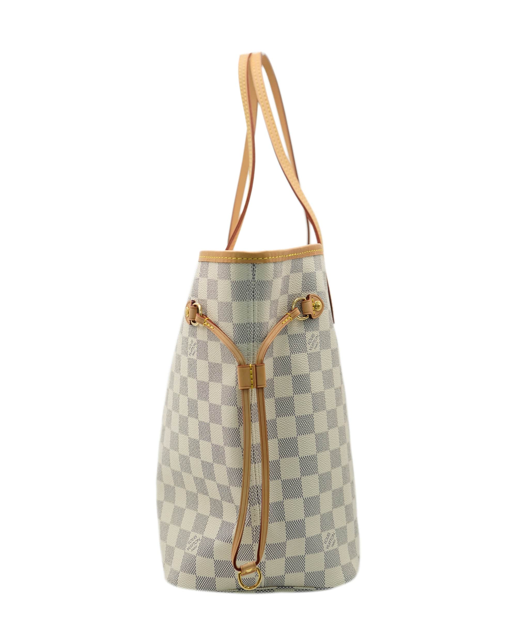 Louis Vuitton Louis Vuitton Neverfull MM Azur AVC2097