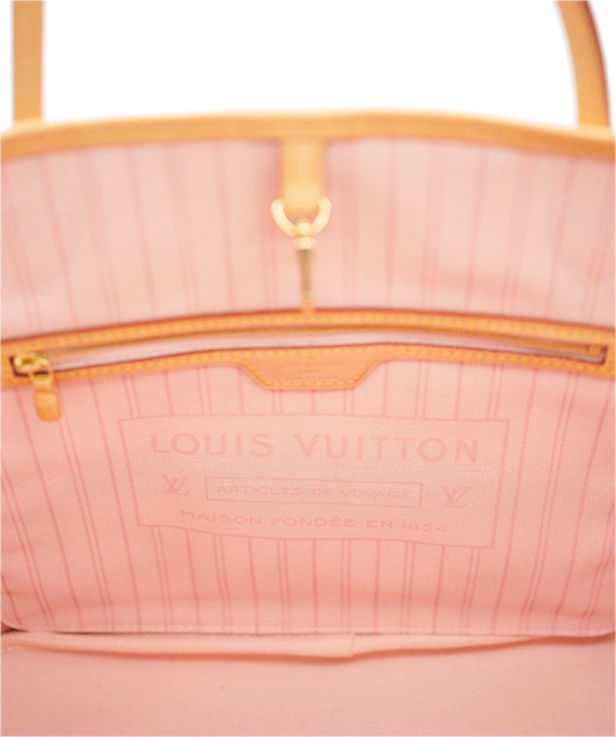 Louis Vuitton Louis Vuitton Neverfull MM Azur AVC2097