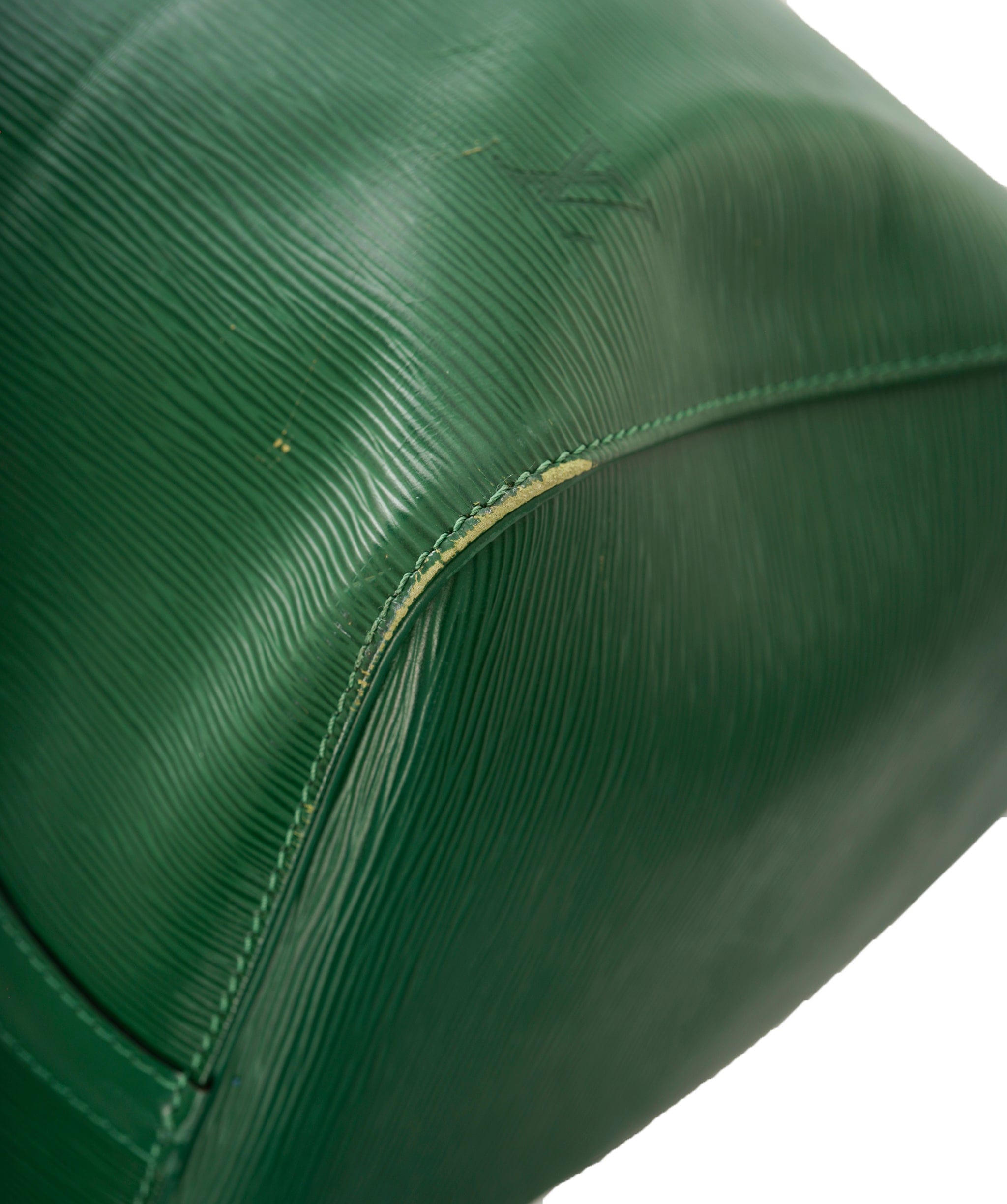 Louis Vuitton LV Green Epi Leather Keepal 55cm - APC0001