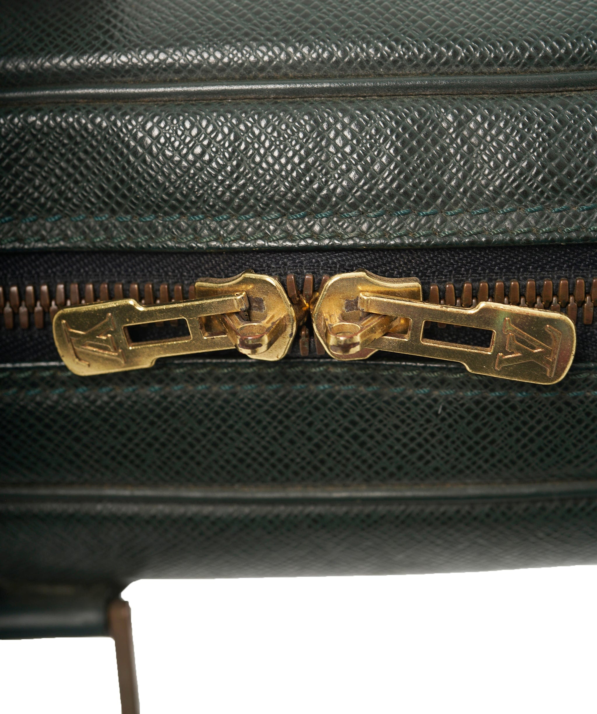 Louis Vuitton LV Green Taiga Leather Keepal Boston PM Bag 55cm - APC0002