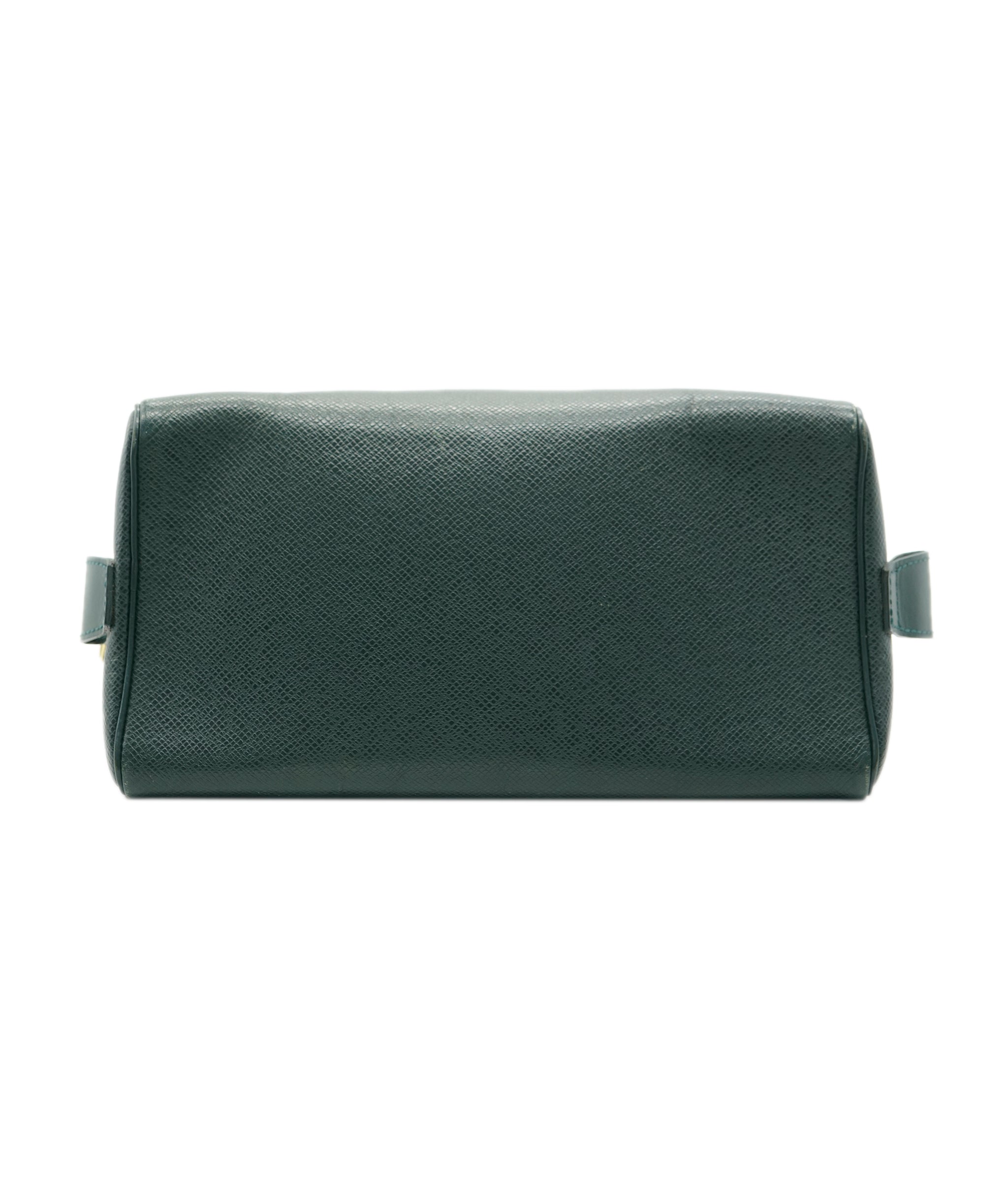 Louis Vuitton LV Green Taiga Leather Trousse Toilette Pouch PM - APC0003