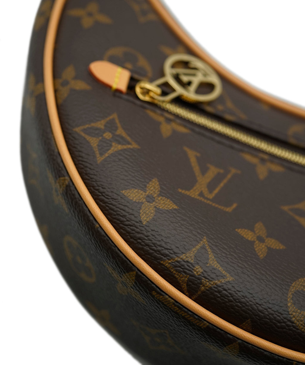 LOUIS VUITTON VINTAGE CROISSANT PM SHOULDER BAG