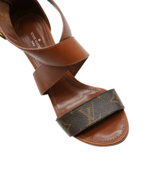 Louis Vuitton Louis Vuitton Brown Leather Monogram Sandals With Gold LV Hardware Size 37 ALC0910