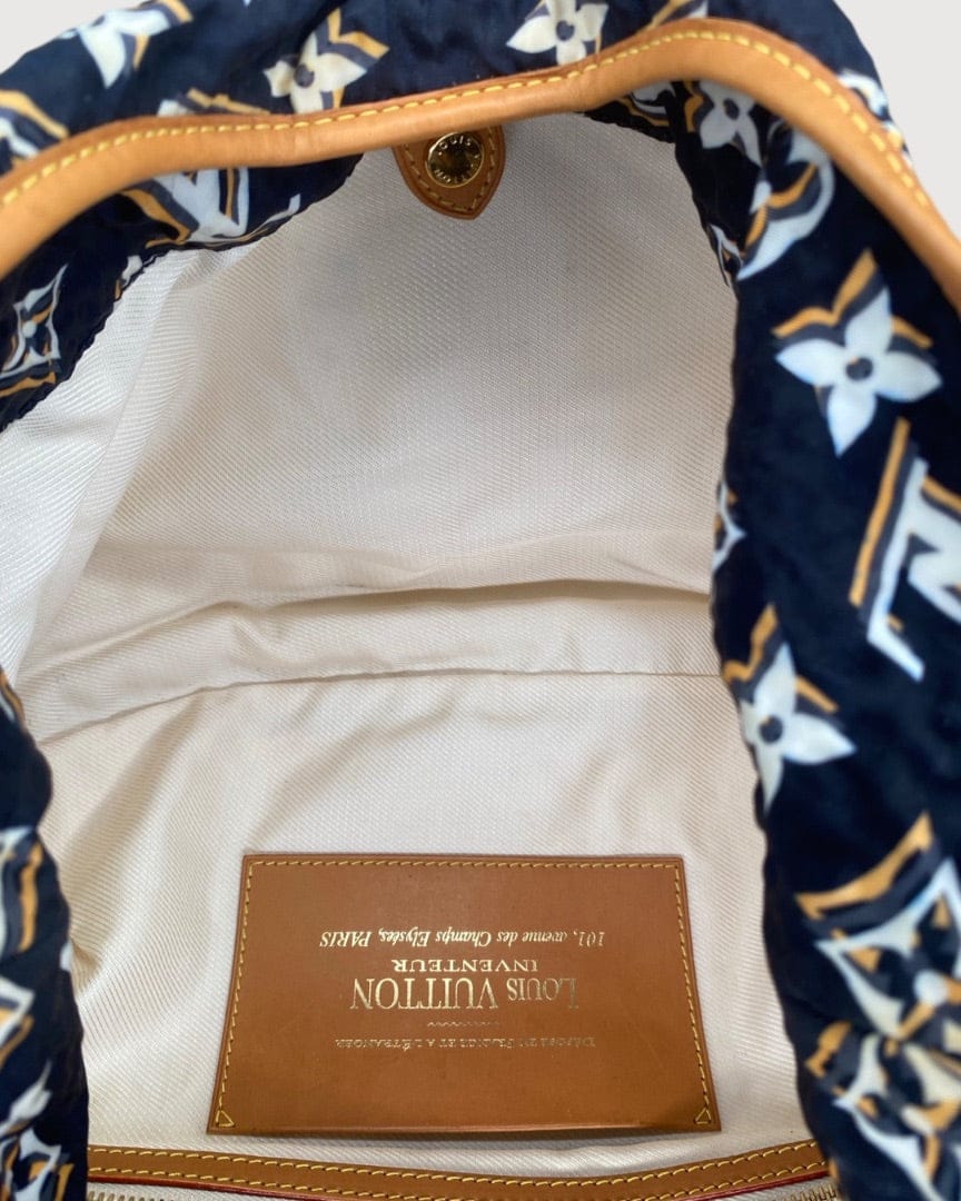 Louis Vuitton Louis Vuitton Monogram Bulles Bag Navy/ White