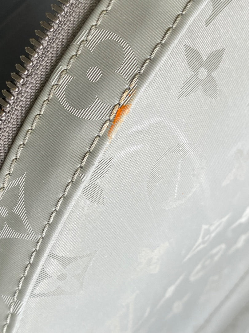 Louis Vuitton Louis Vuitton Rucksack Grey