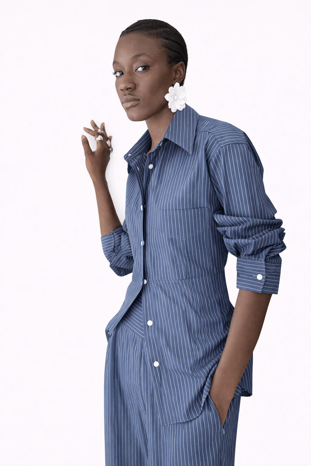 LU FASHION LOOSE FIT PINSTRIPE HOLIDAY SHIRT "MANYA" (قميص)