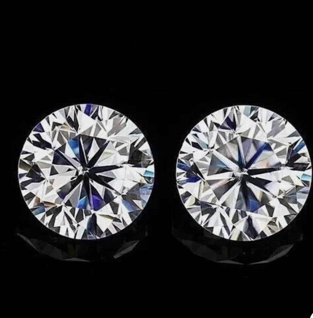 Luxury Promise 1.8-1.9 crt Pair d-f Round Diamonds